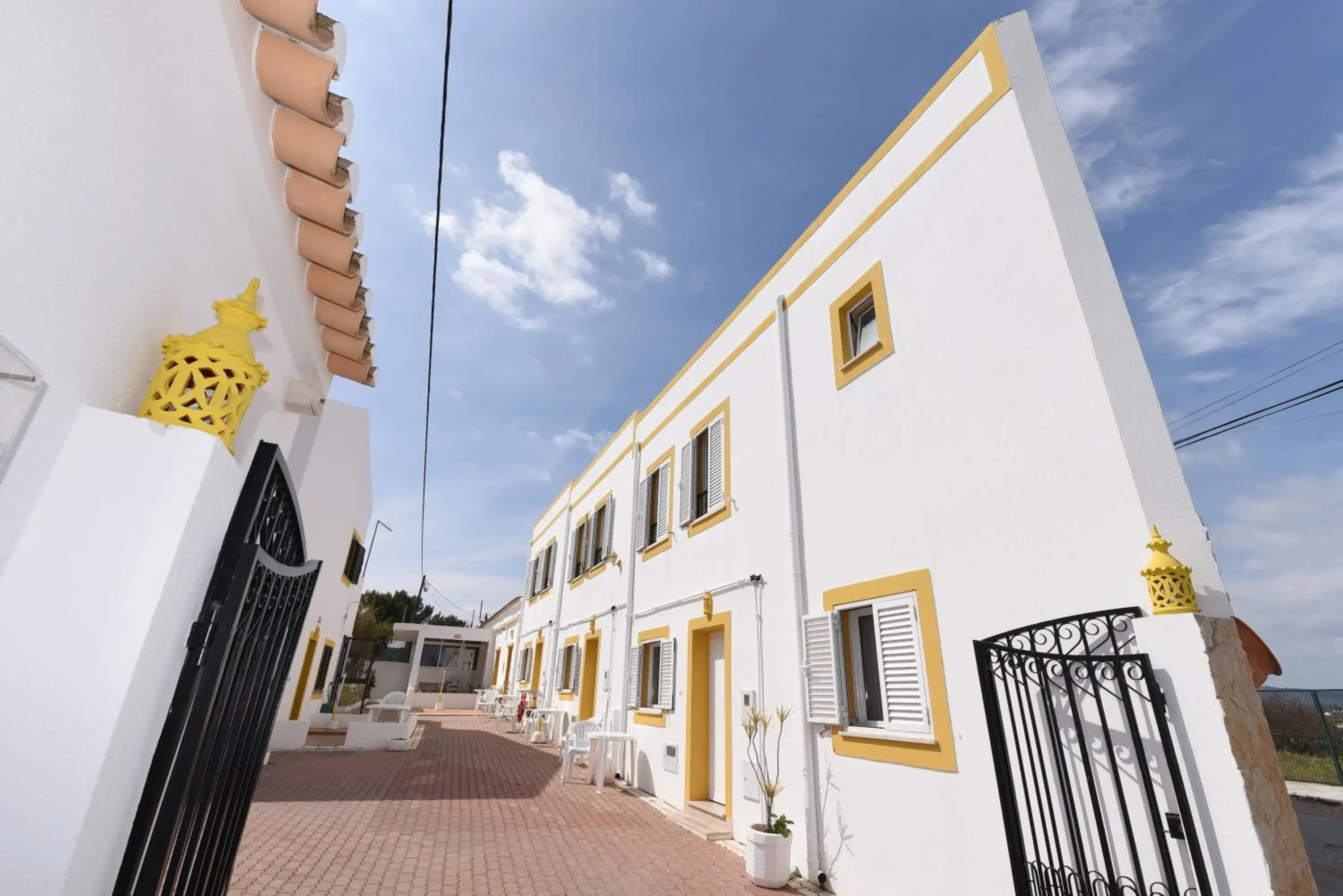 Property building in Monte dos Avós Village - Pet Friendly Property building in Monte dos Avós Village - Pet Friendly