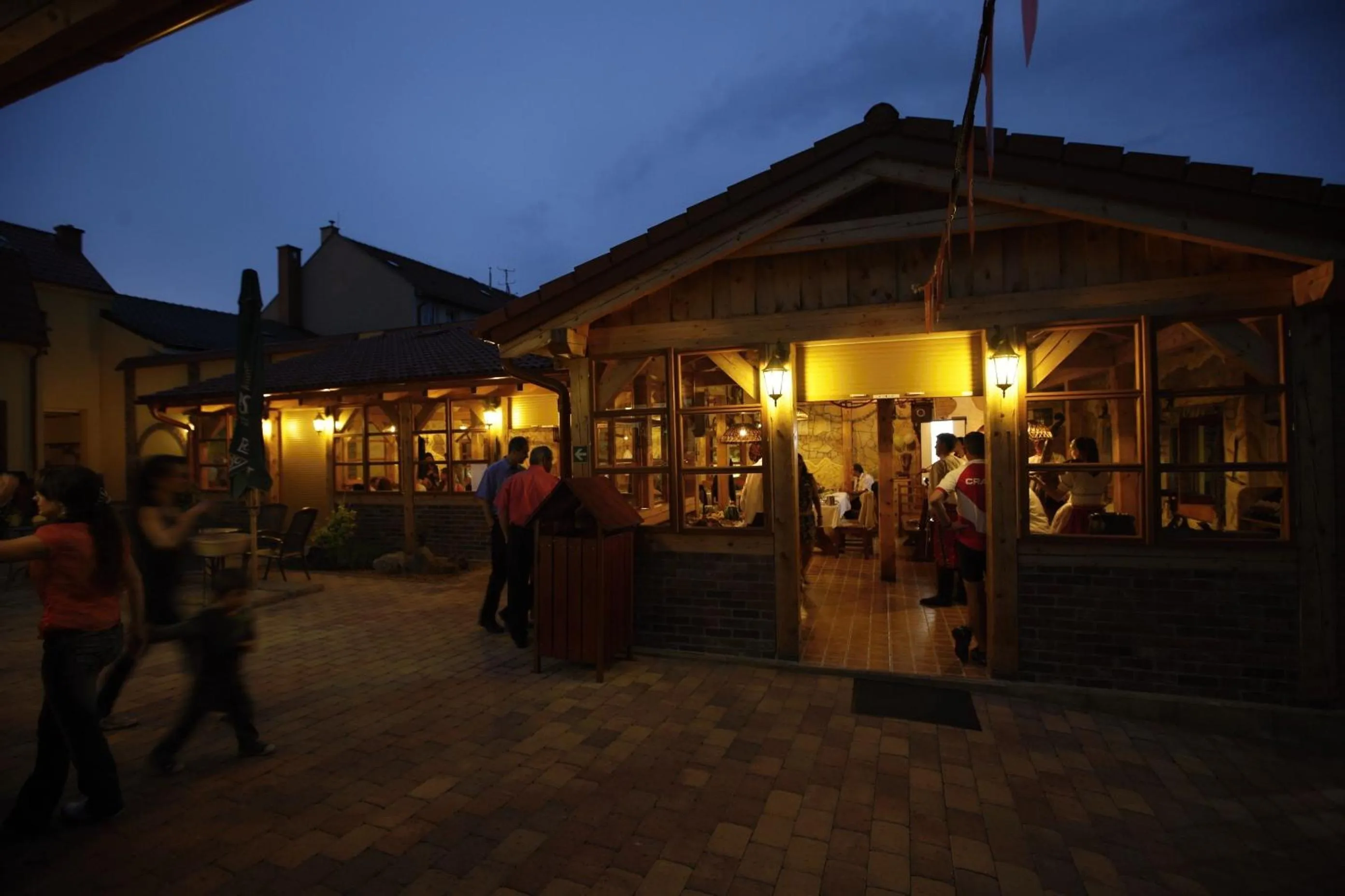 Evening entertainment in Ubytovani U Kulky