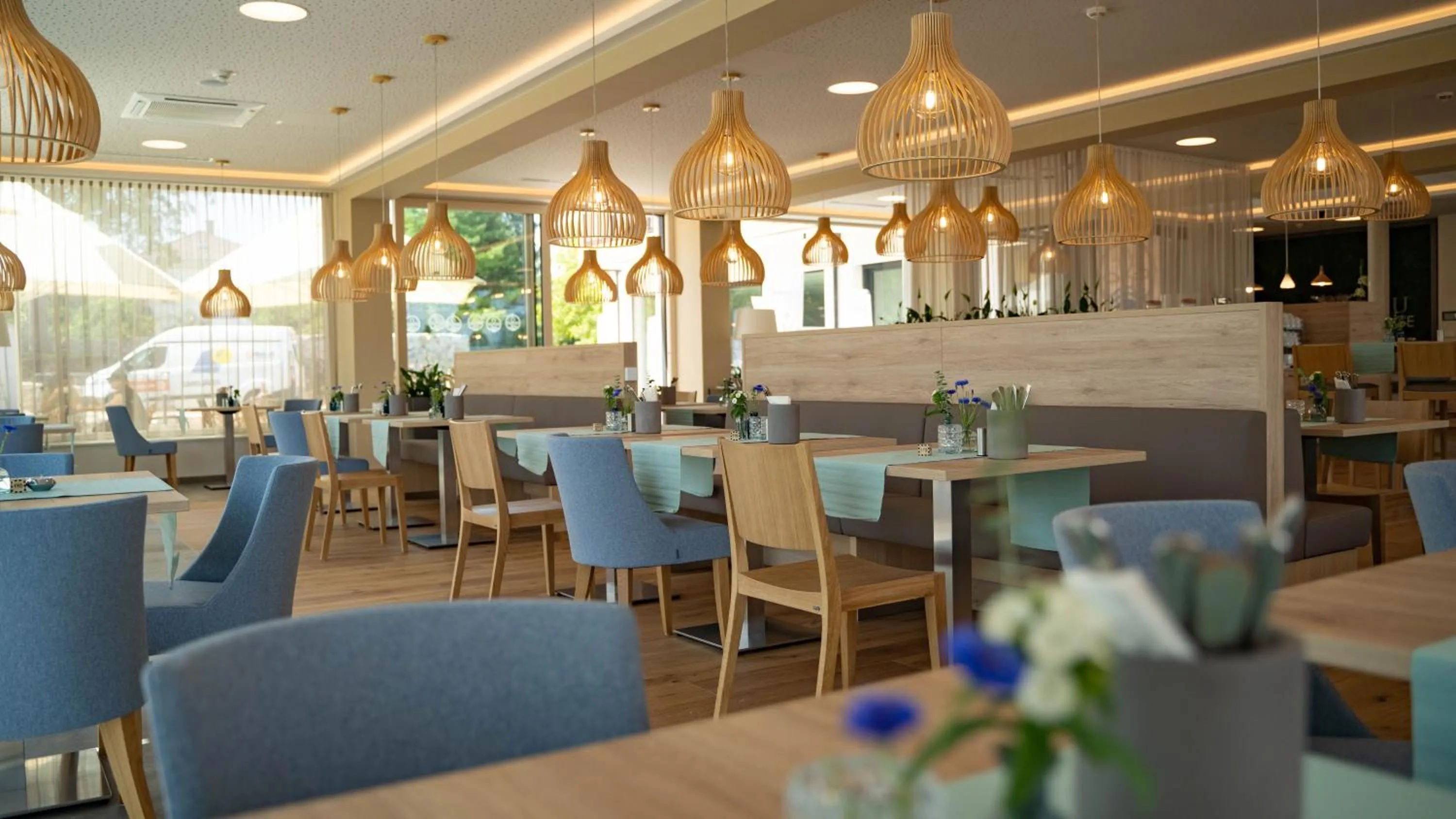 Restaurant/places to eat in Donau Lodge