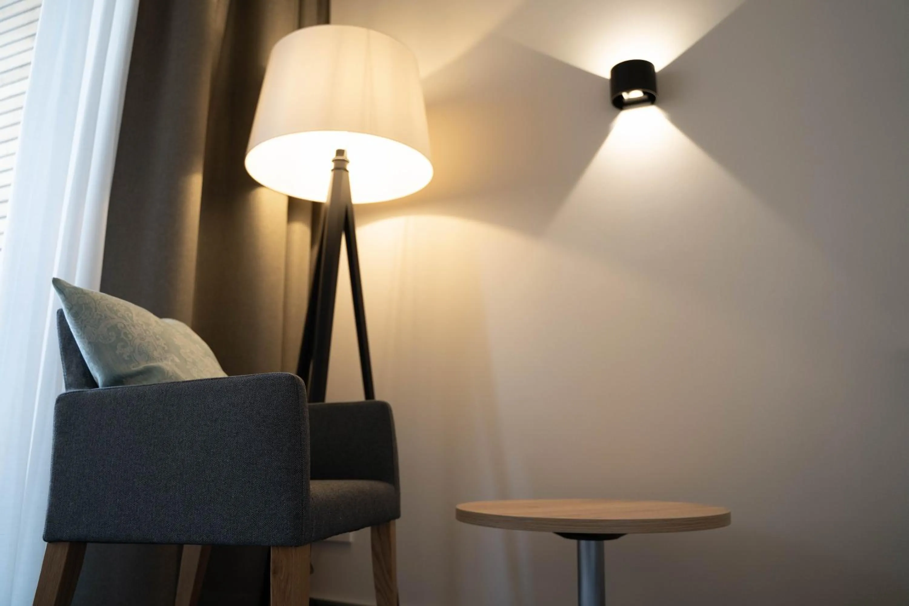 Seating area in Donau Lodge