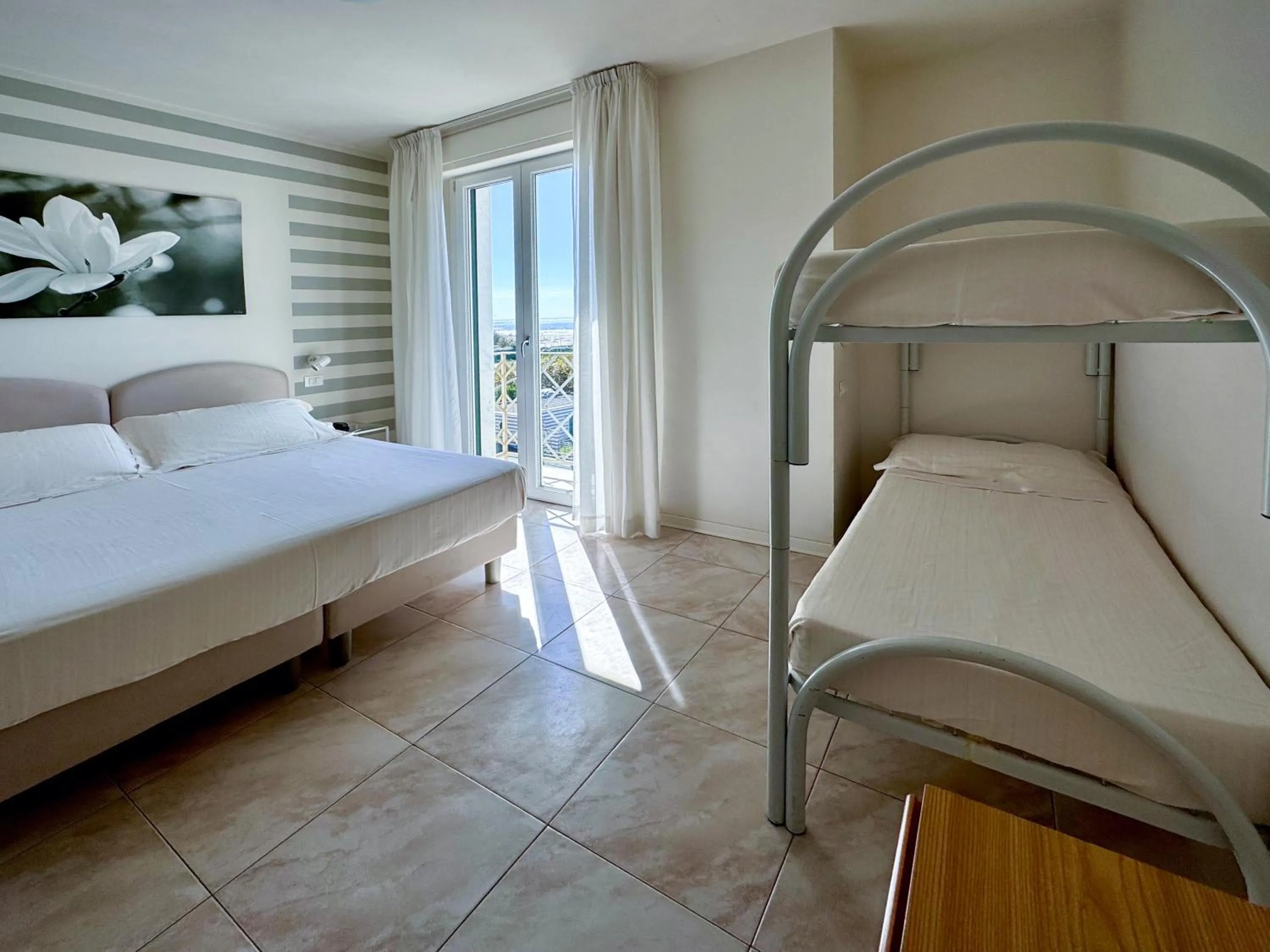 Bedroom in Hotel Bencista'