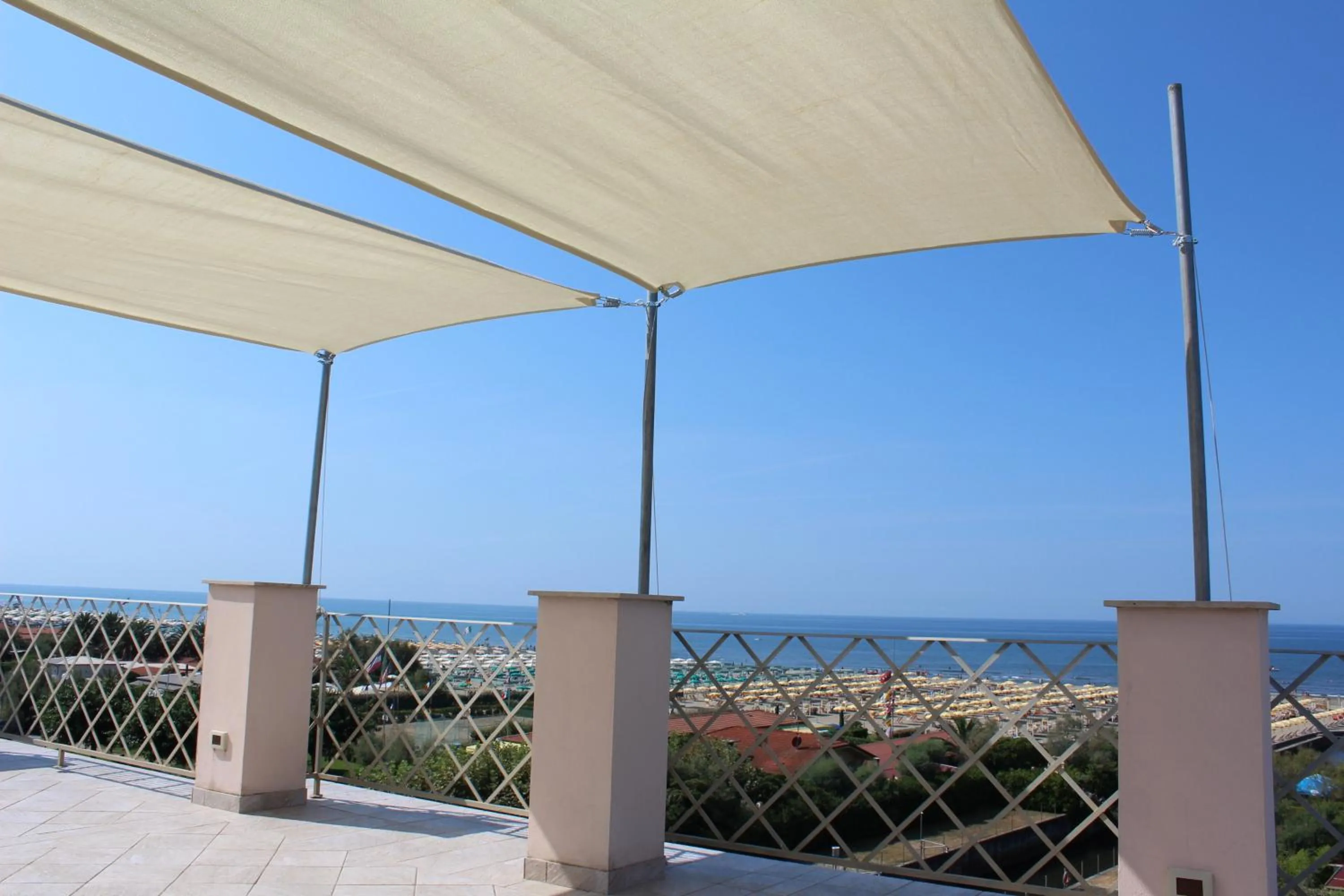 Balcony/Terrace in Hotel Bencista'