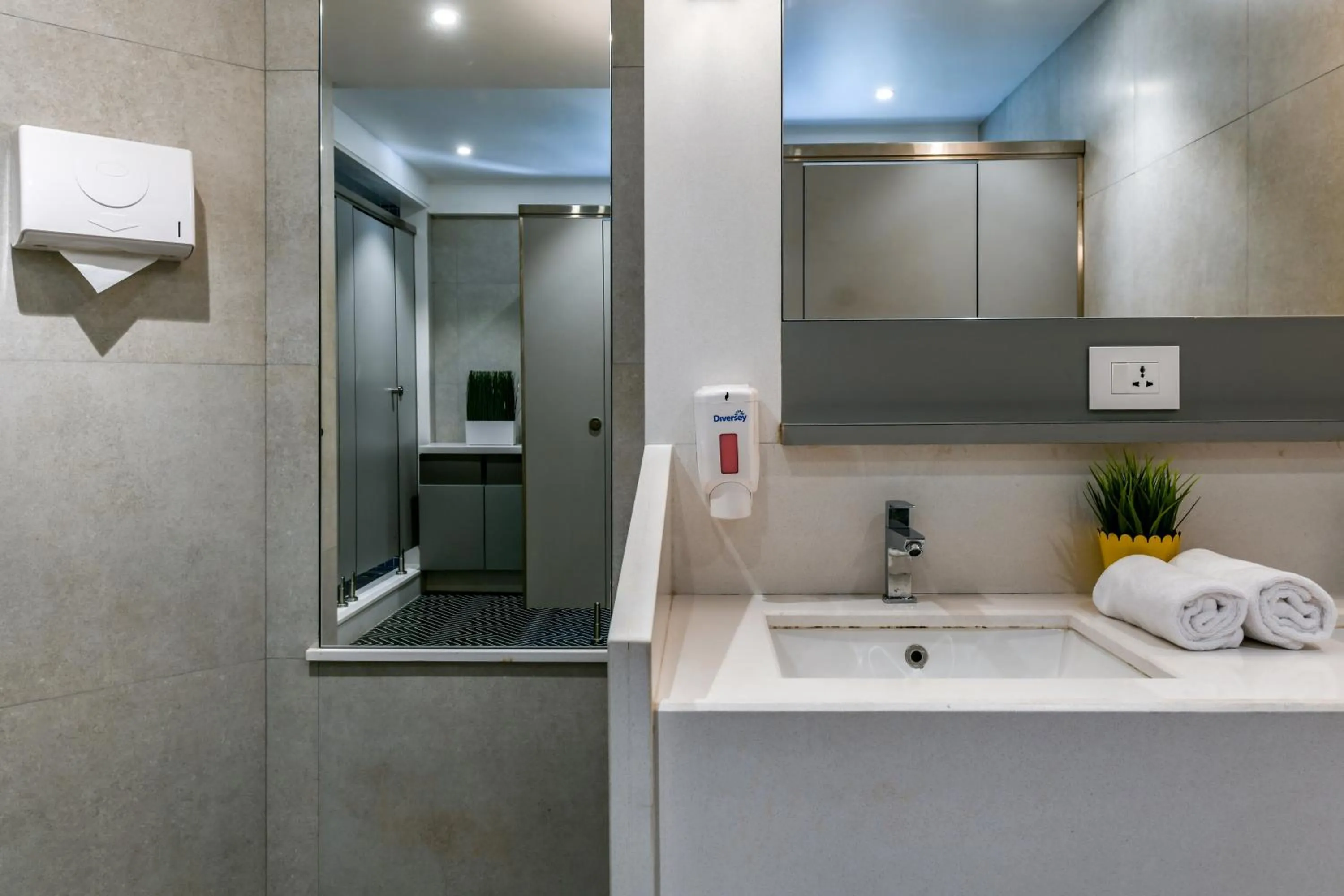 Bathroom in Indie Stays, BKC