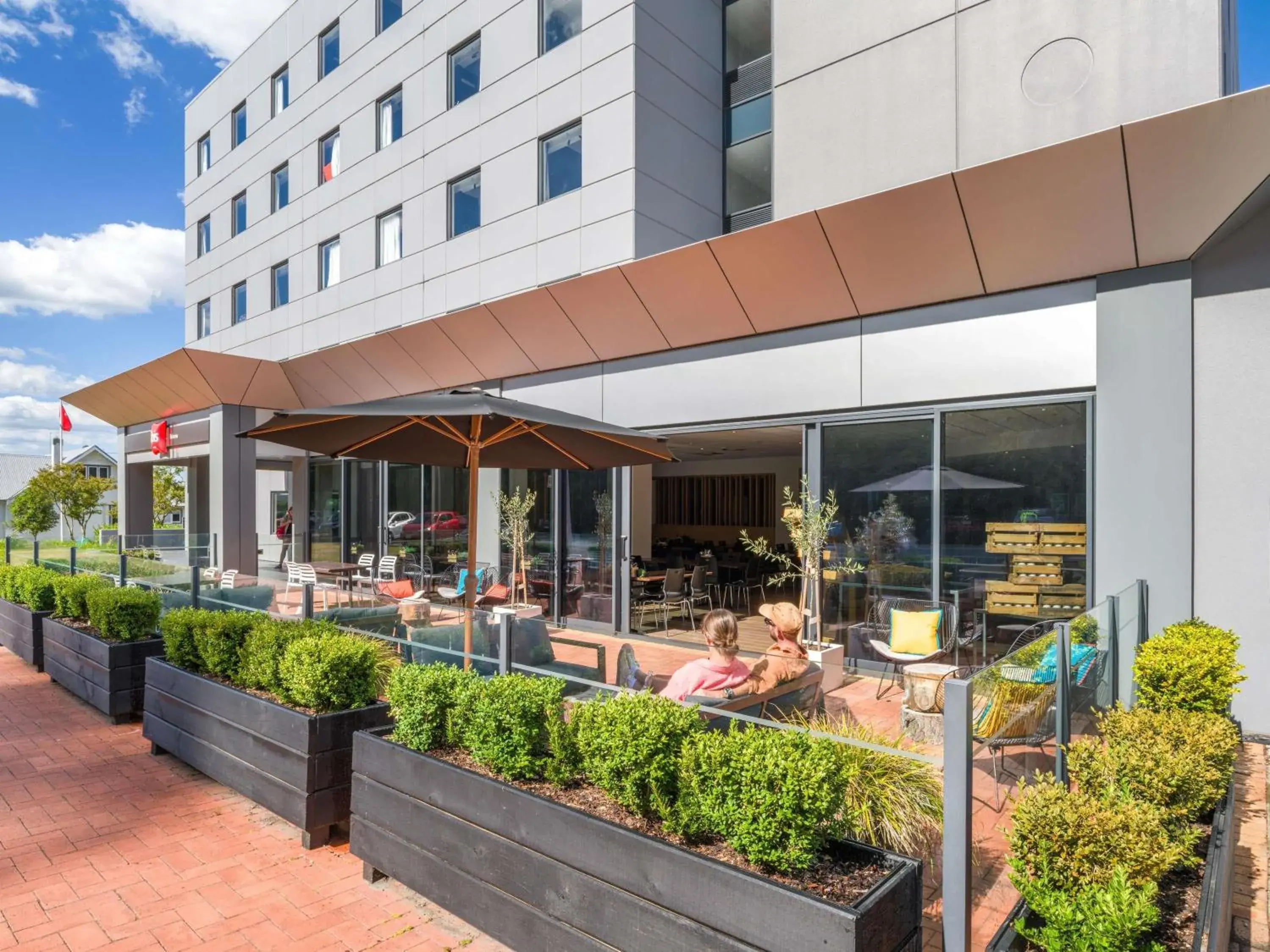 Lounge or bar in ibis Rotorua Lounge or bar in ibis Rotorua