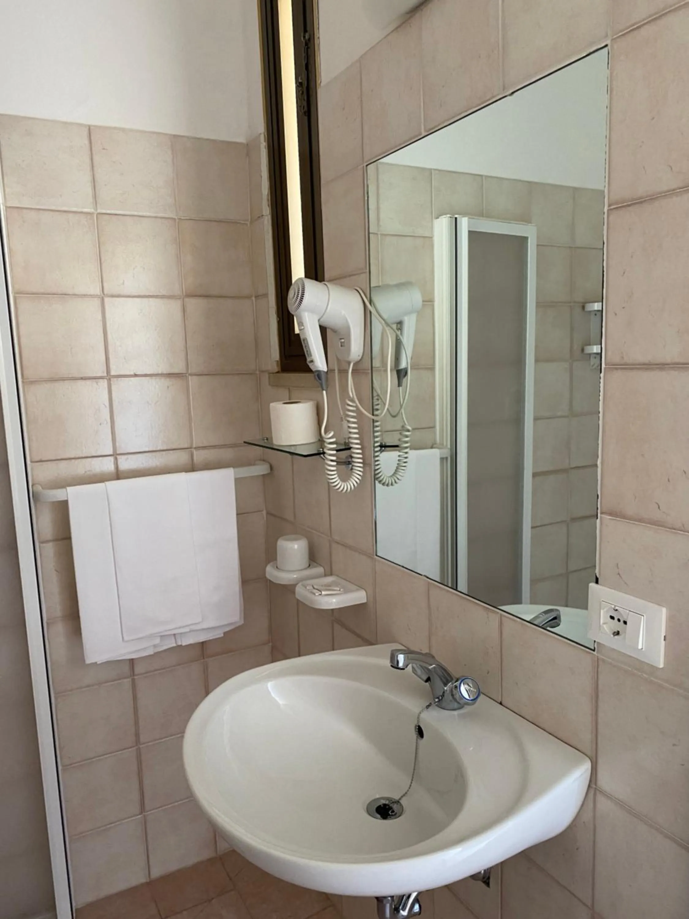 Bathroom in GFH - Hotel Spiaggia D'Oro