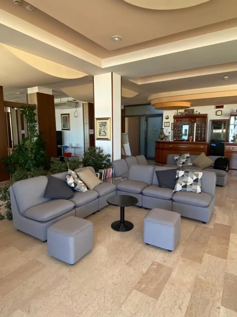 Communal lounge/ TV room in GFH - Hotel Spiaggia D'Oro