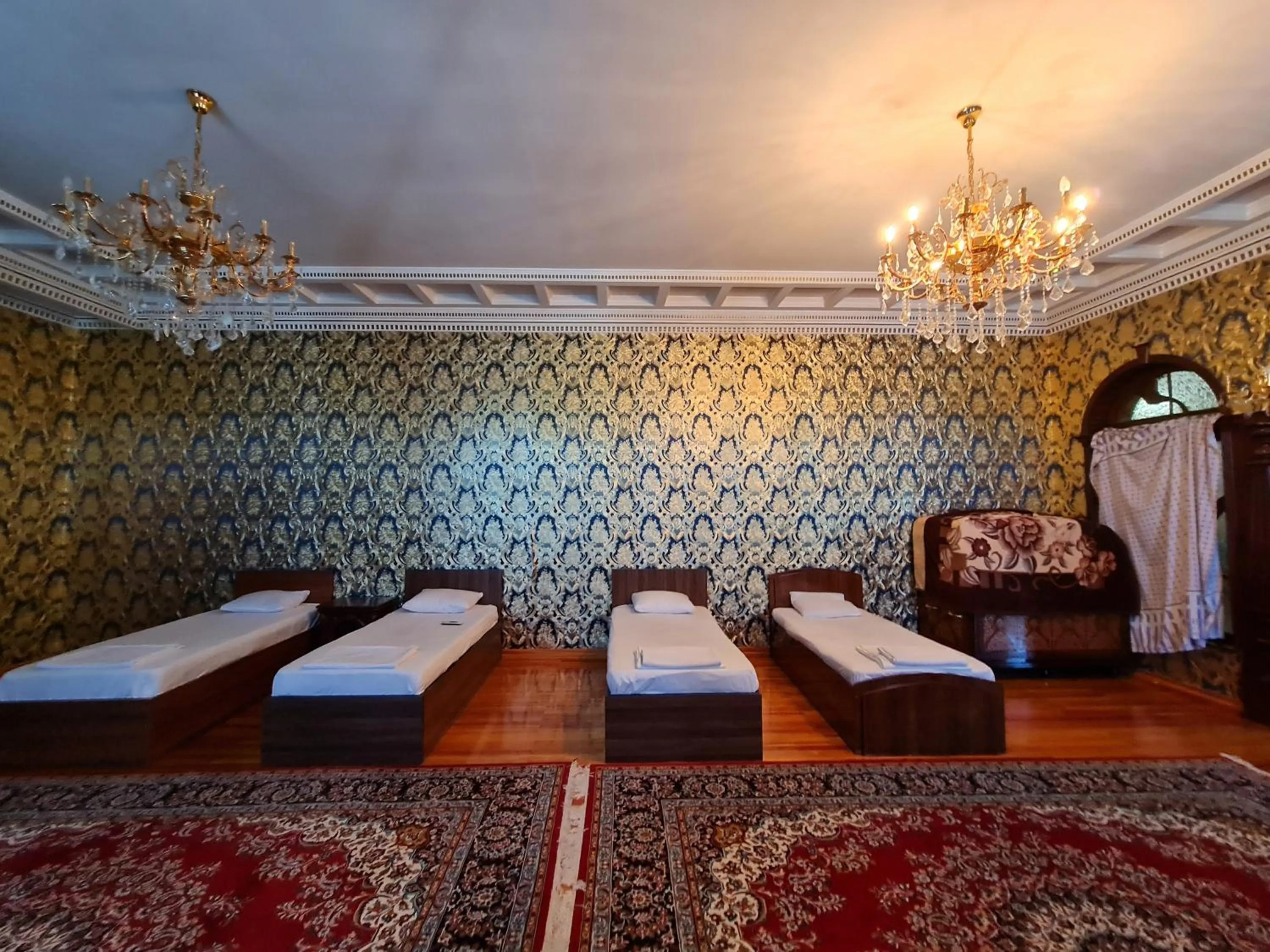 Bed in May weather Resort Family G House