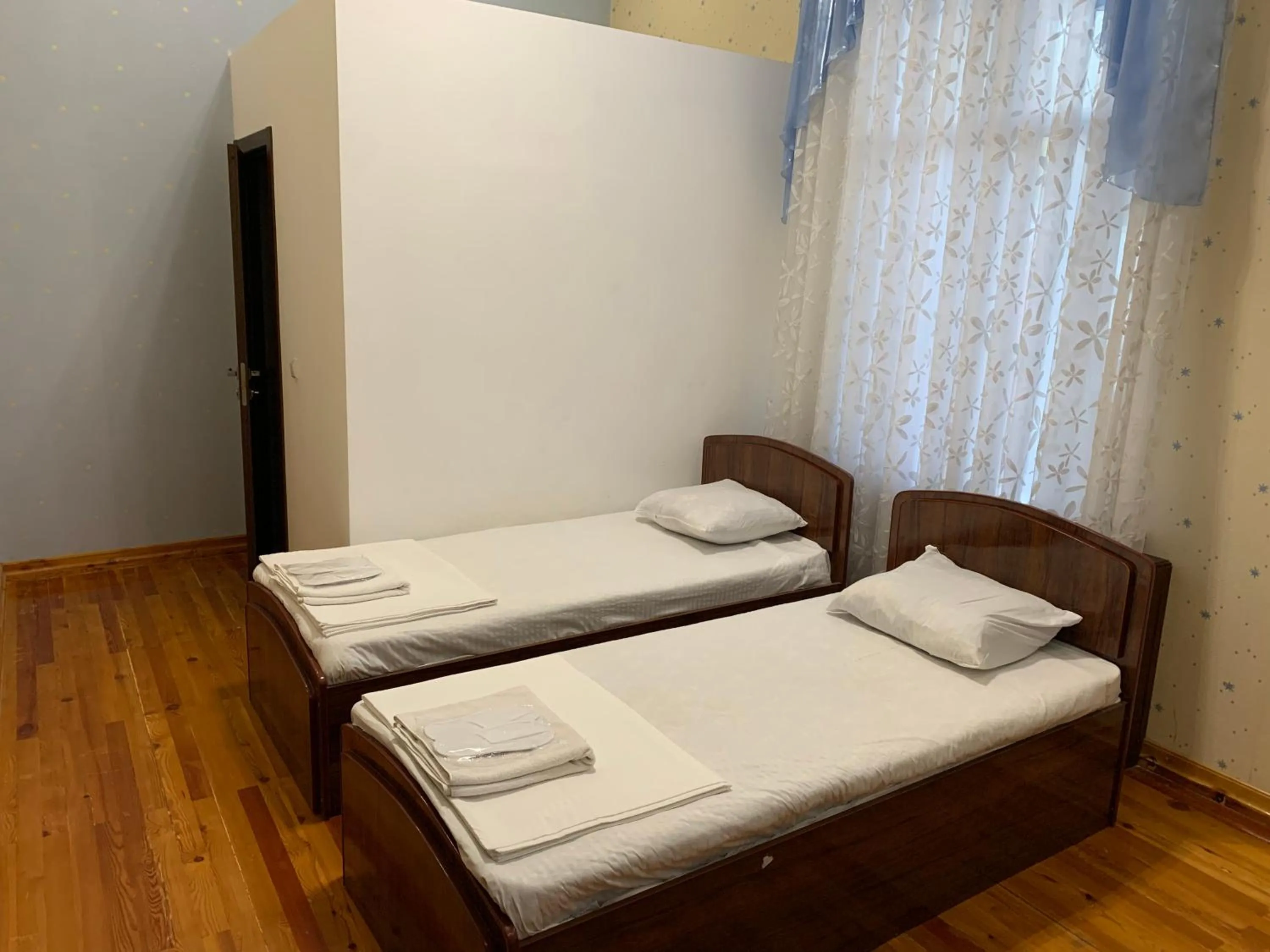 Bed in May weather Resort Family G House