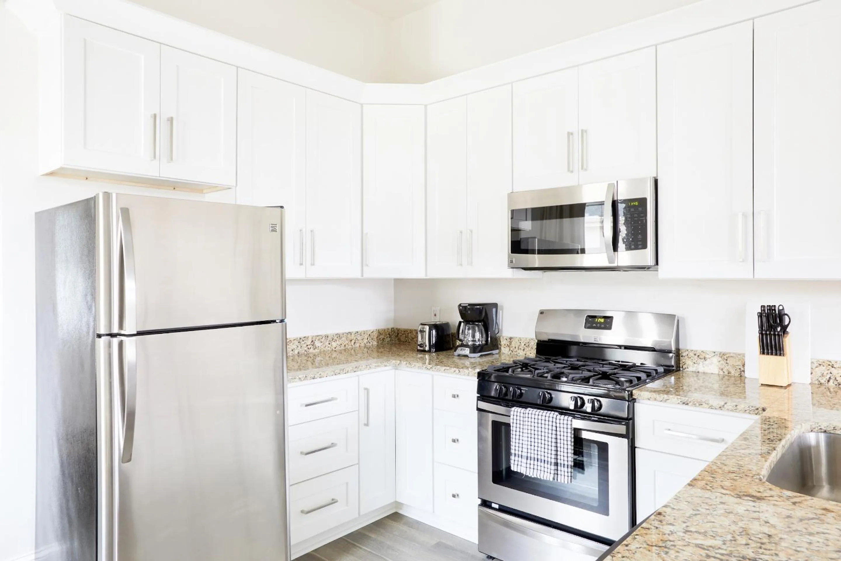 Living room in Sonder at Viewpoint