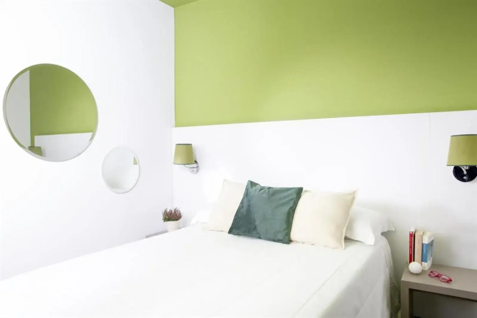 Smart French Room in The Caesar Roma Smart French Room in The Caesar Roma