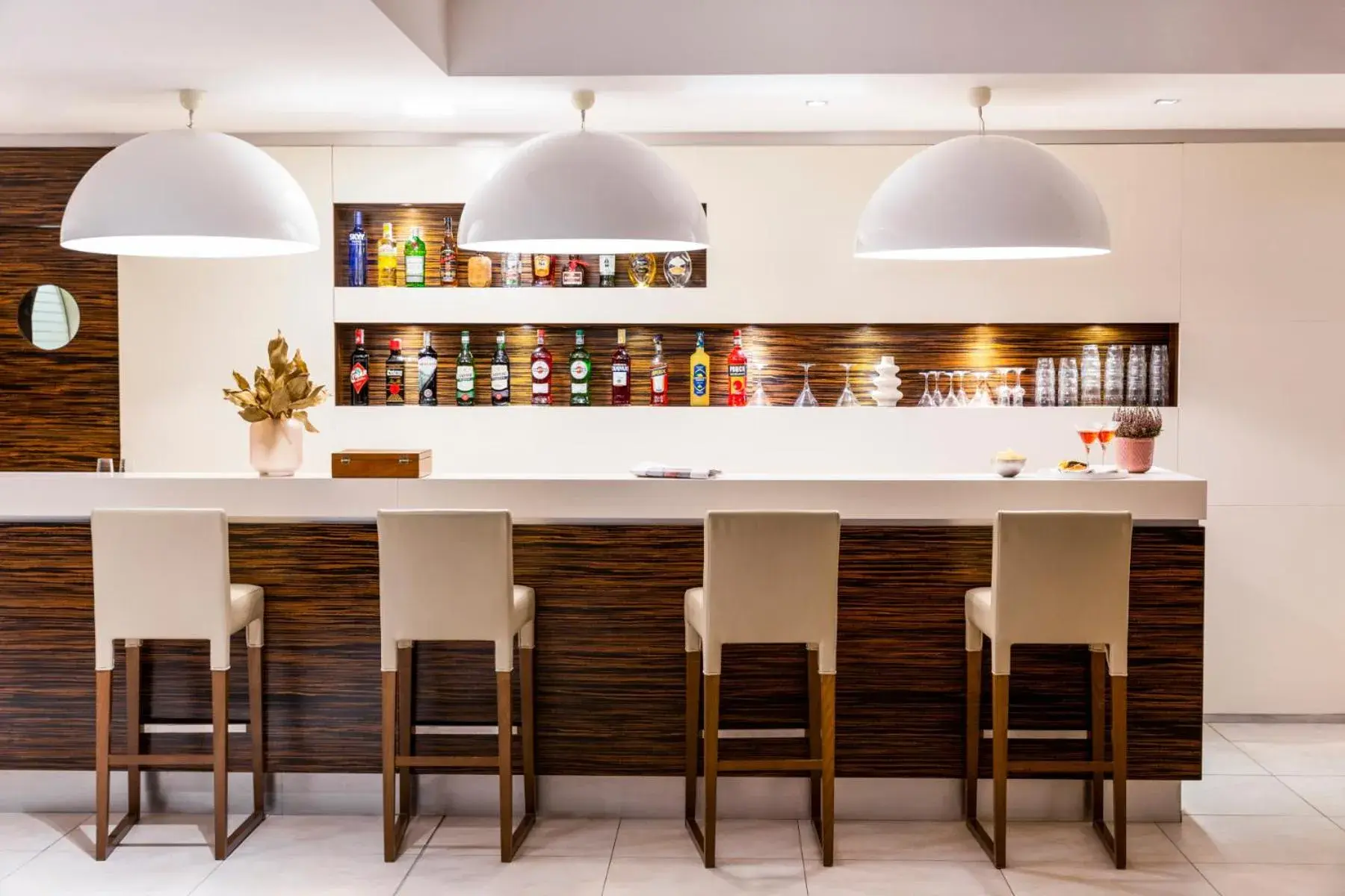 Lounge or bar in The Caesar Roma Lounge or bar in The Caesar Roma