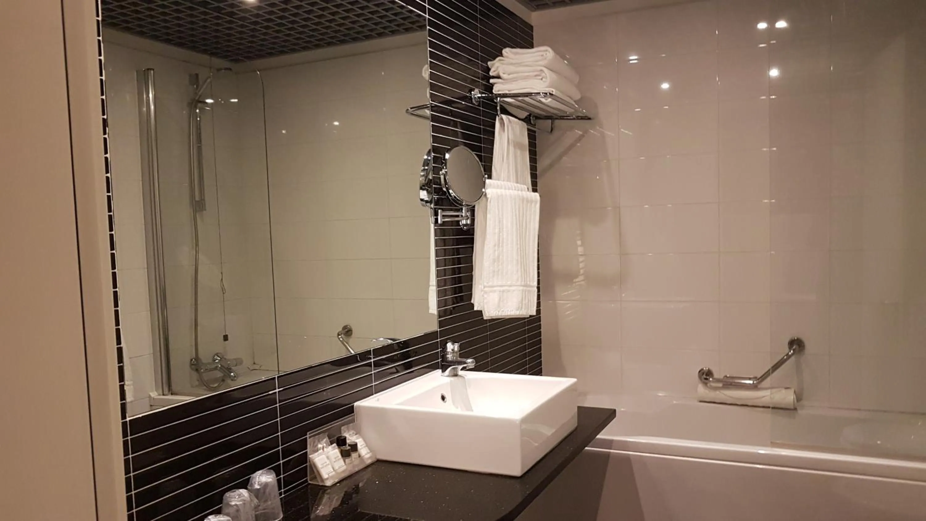 Bathroom in The Caesar Roma