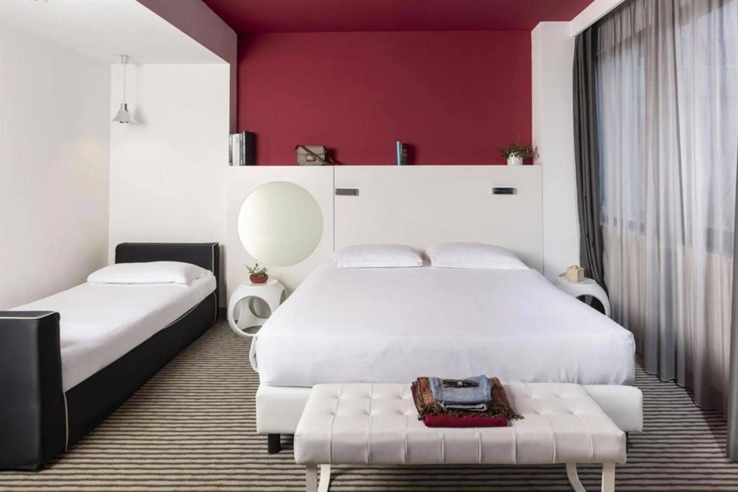 Bedroom, Bed in The Caesar Roma