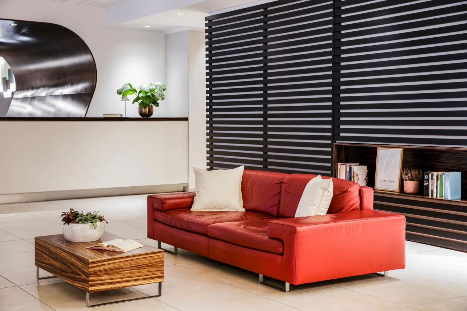 Lobby or reception in The Caesar Roma