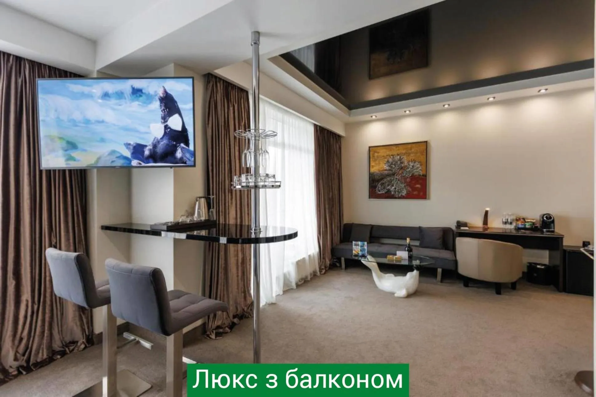 Hotel & Spa NEMO with dolphins