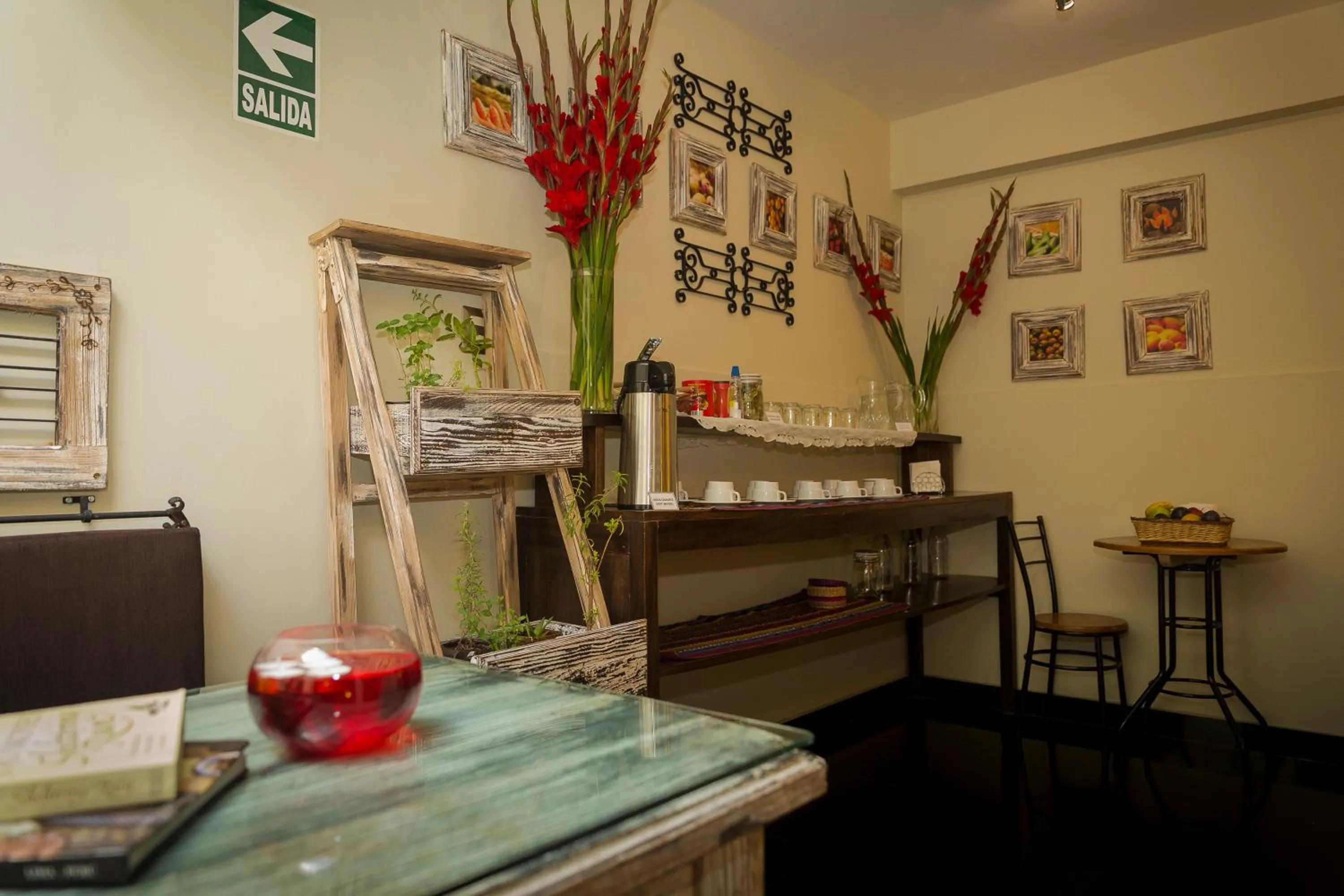 Food and drinks in Wakapunku Boutique Hotel