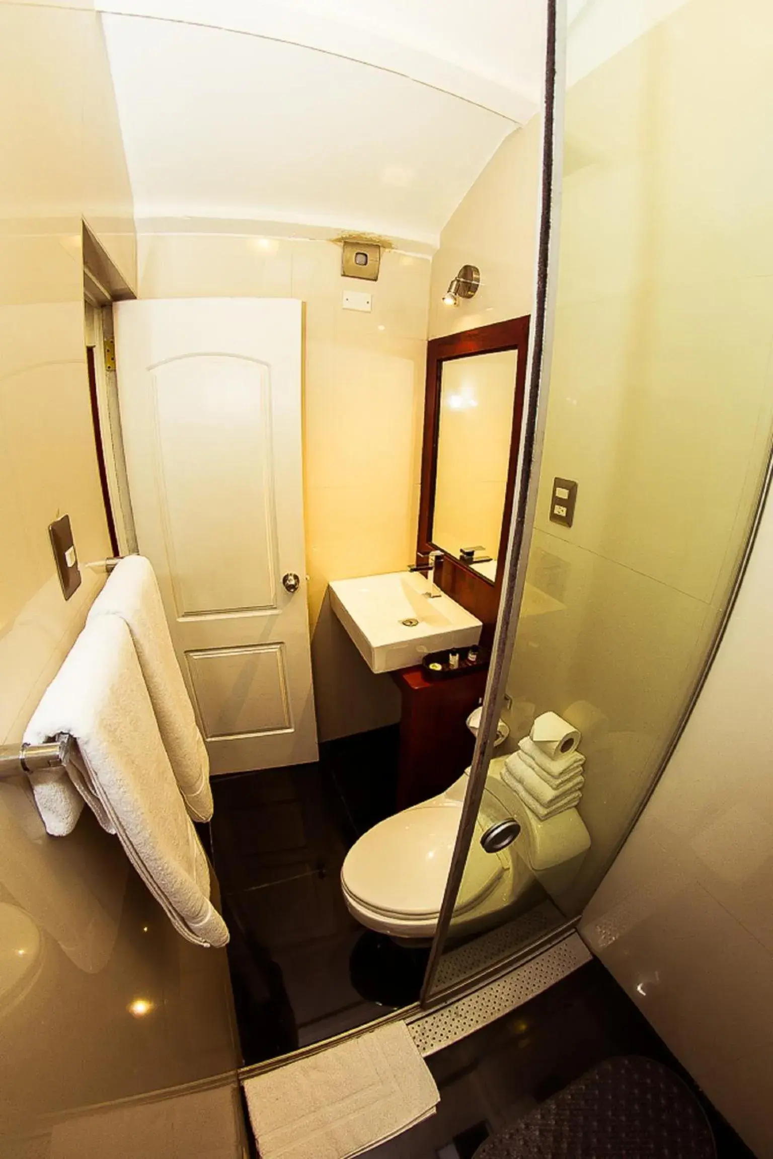 Comfort Triple Room in Wakapunku Boutique Hotel Comfort Triple Room in Wakapunku Boutique Hotel