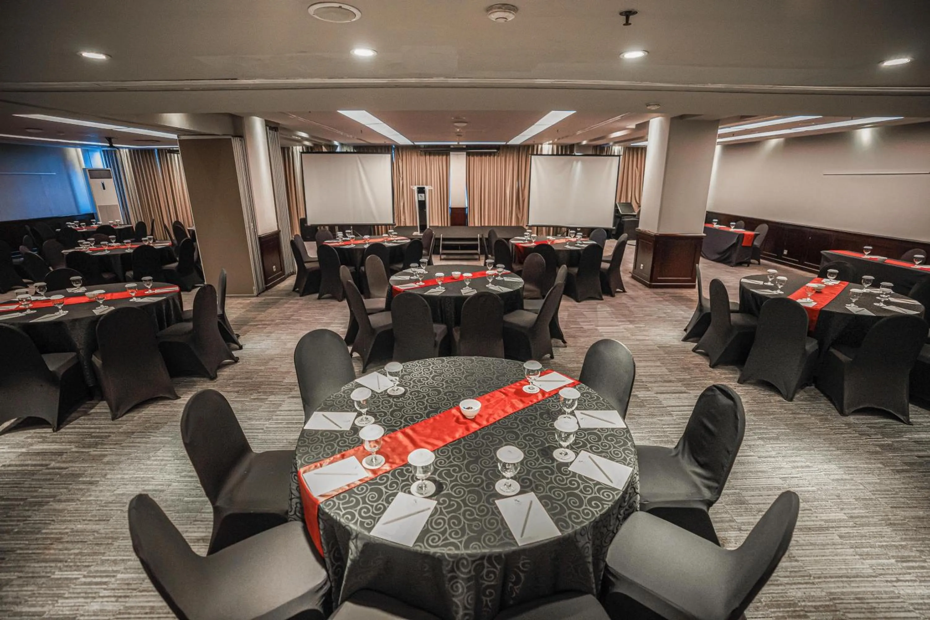 Hotel KIMAYA Slipi Jakarta By HARRIS