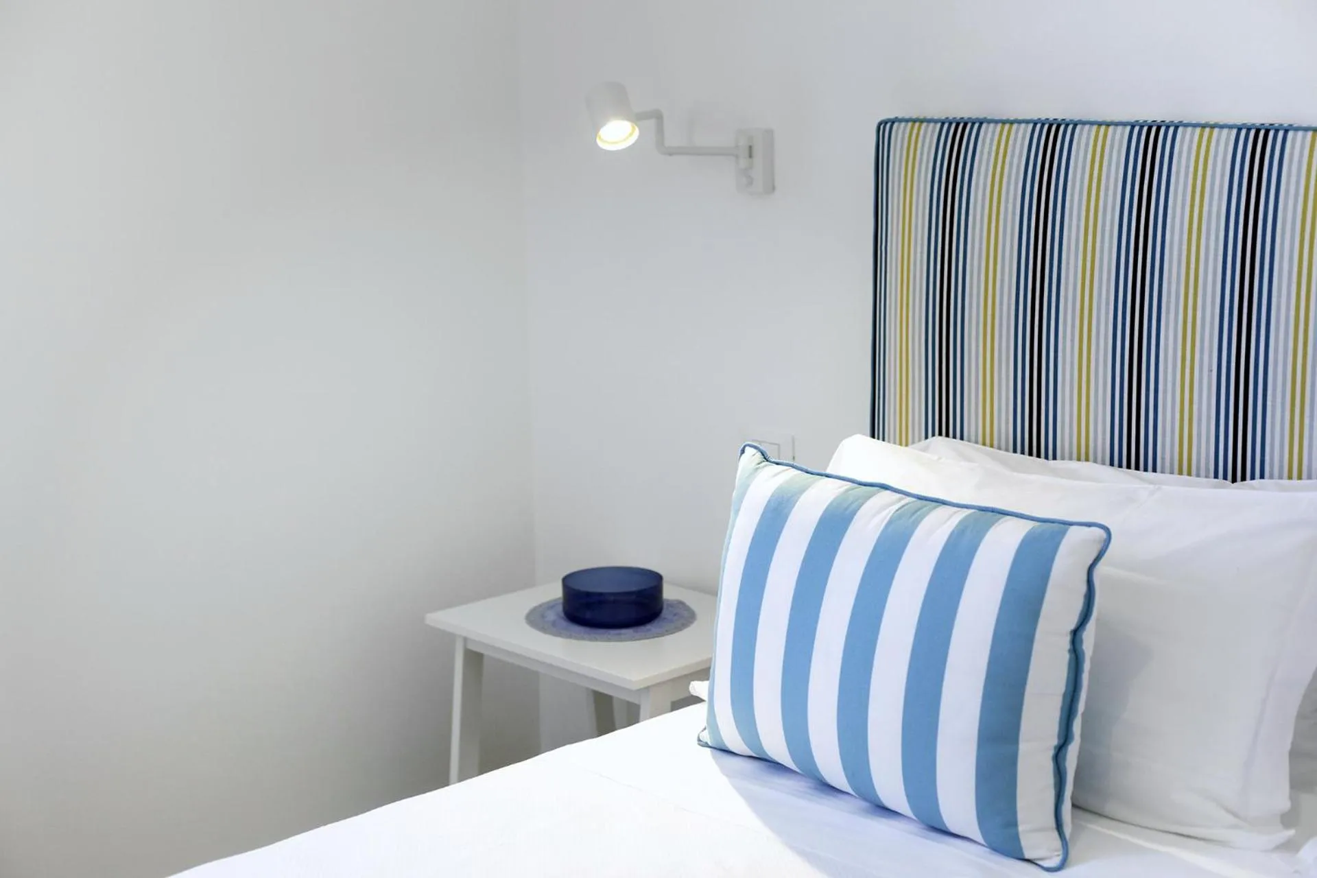 Decorative detail, Bed in Amore Rentals - Appartamento Tramontano