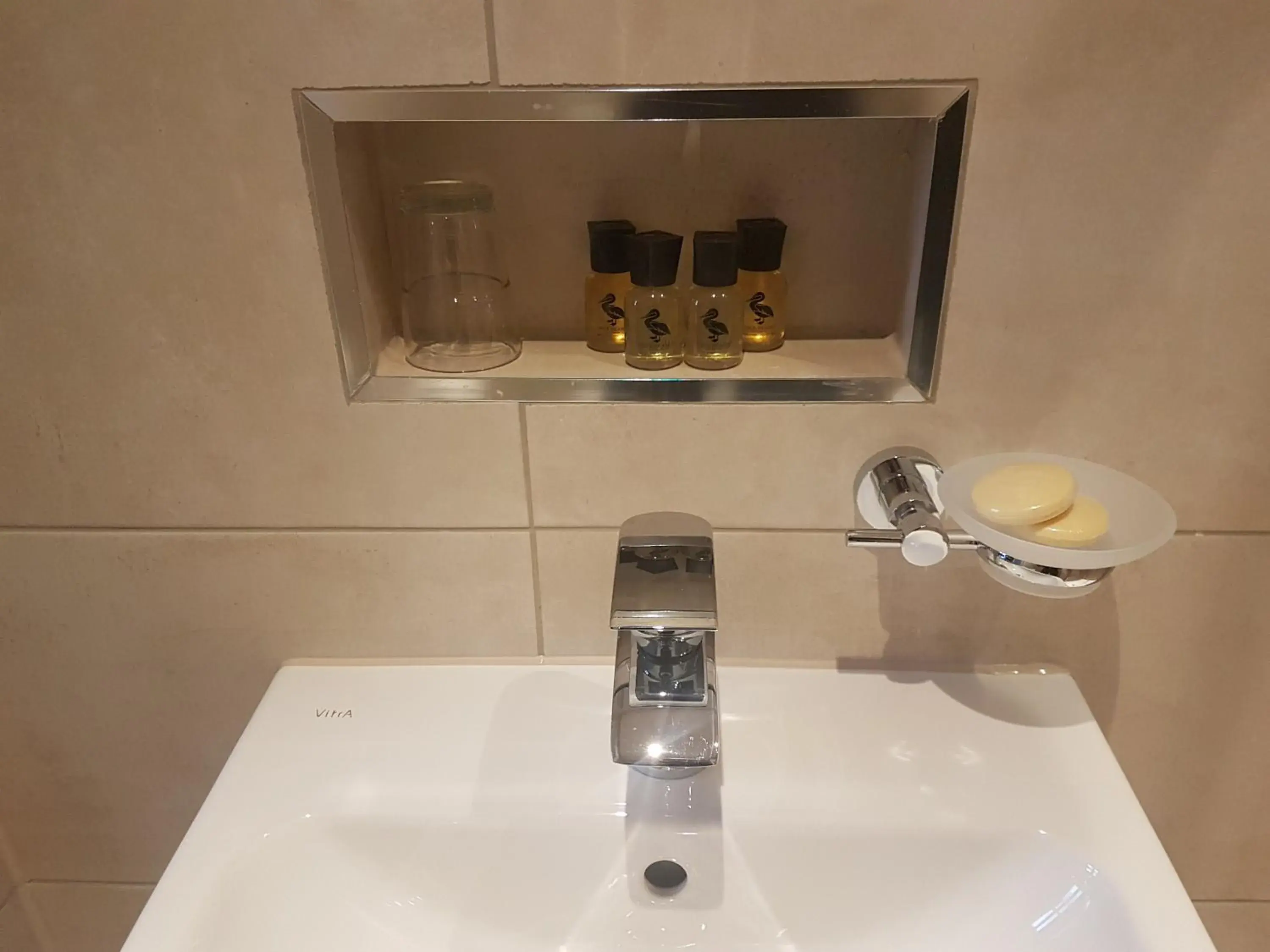 Standard Double Room with Garden View in Kames Hotel Standard Double Room with Garden View in Kames Hotel