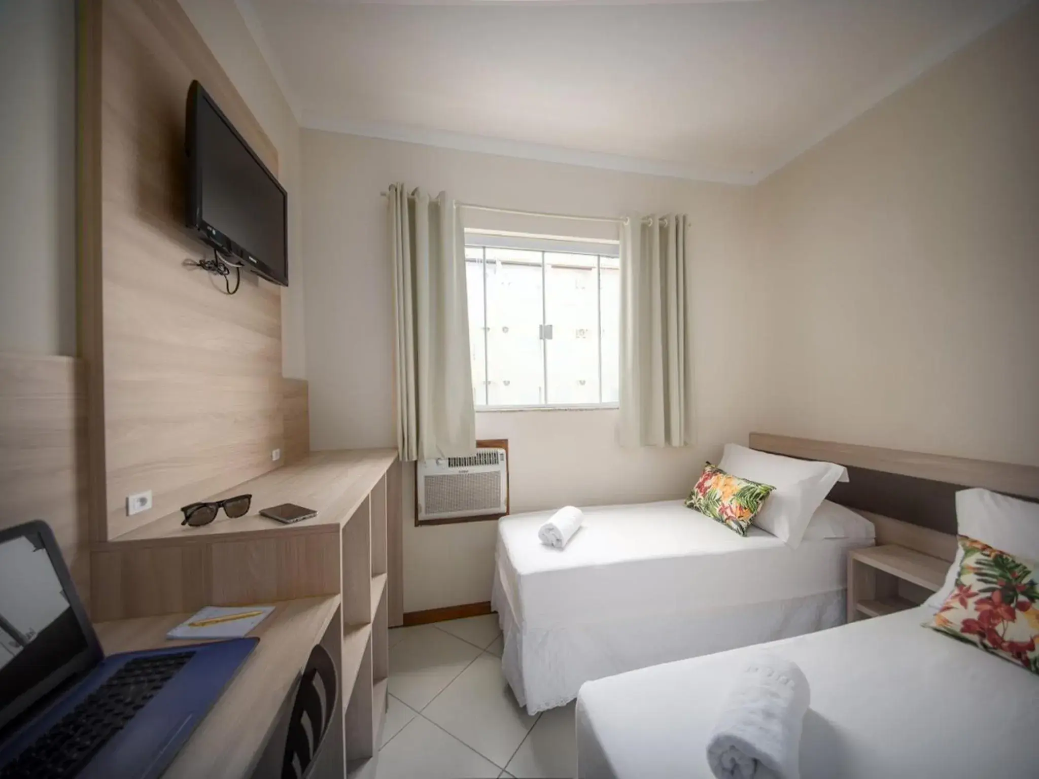 Two-Bedroom Apartment Side Sea View in Hotel Monteiro Canasvieiras Two-Bedroom Apartment Side Sea View in Hotel Monteiro Canasvieiras