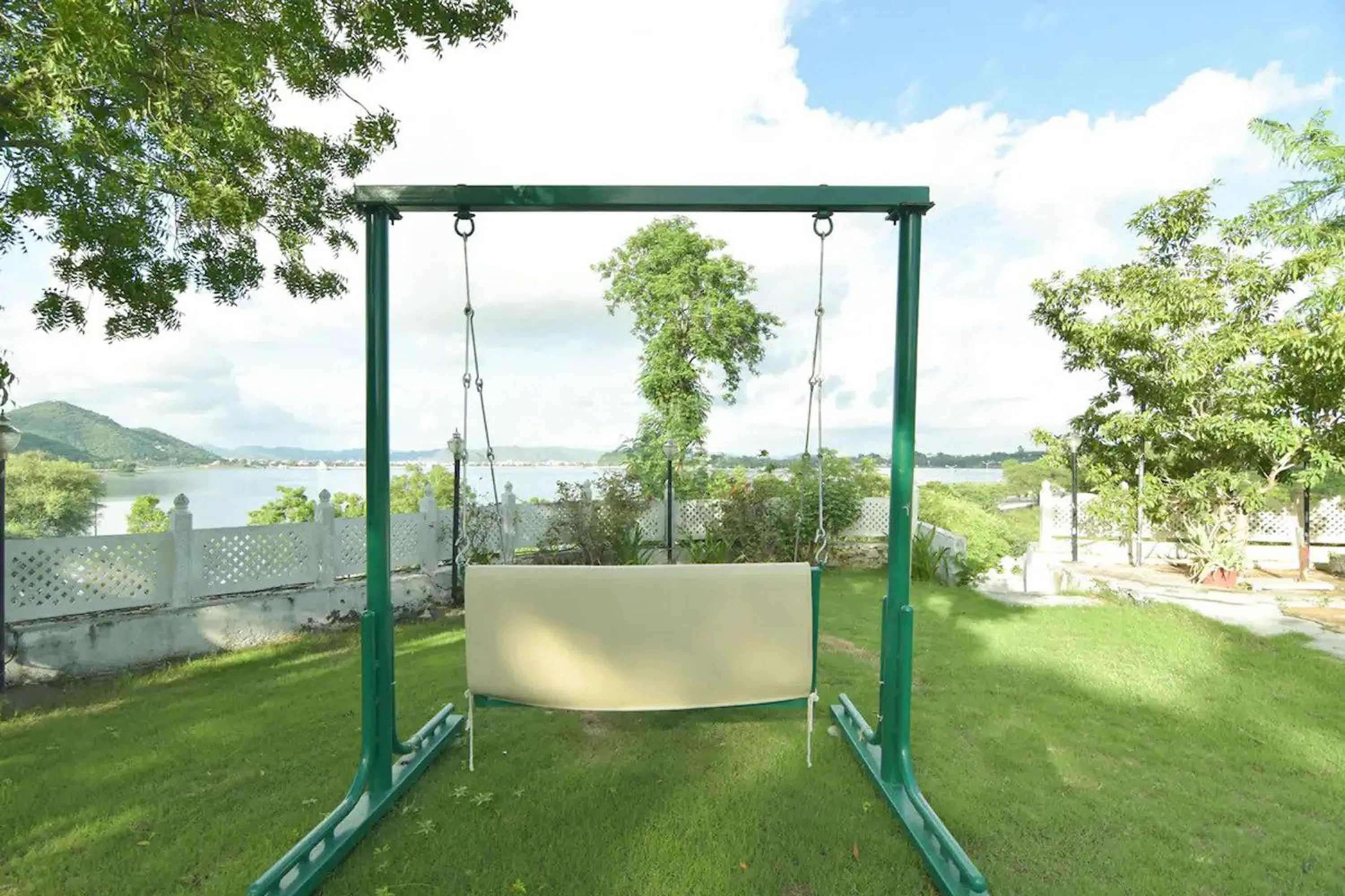 Devendragarh Palace - Luxury Paying Guest House