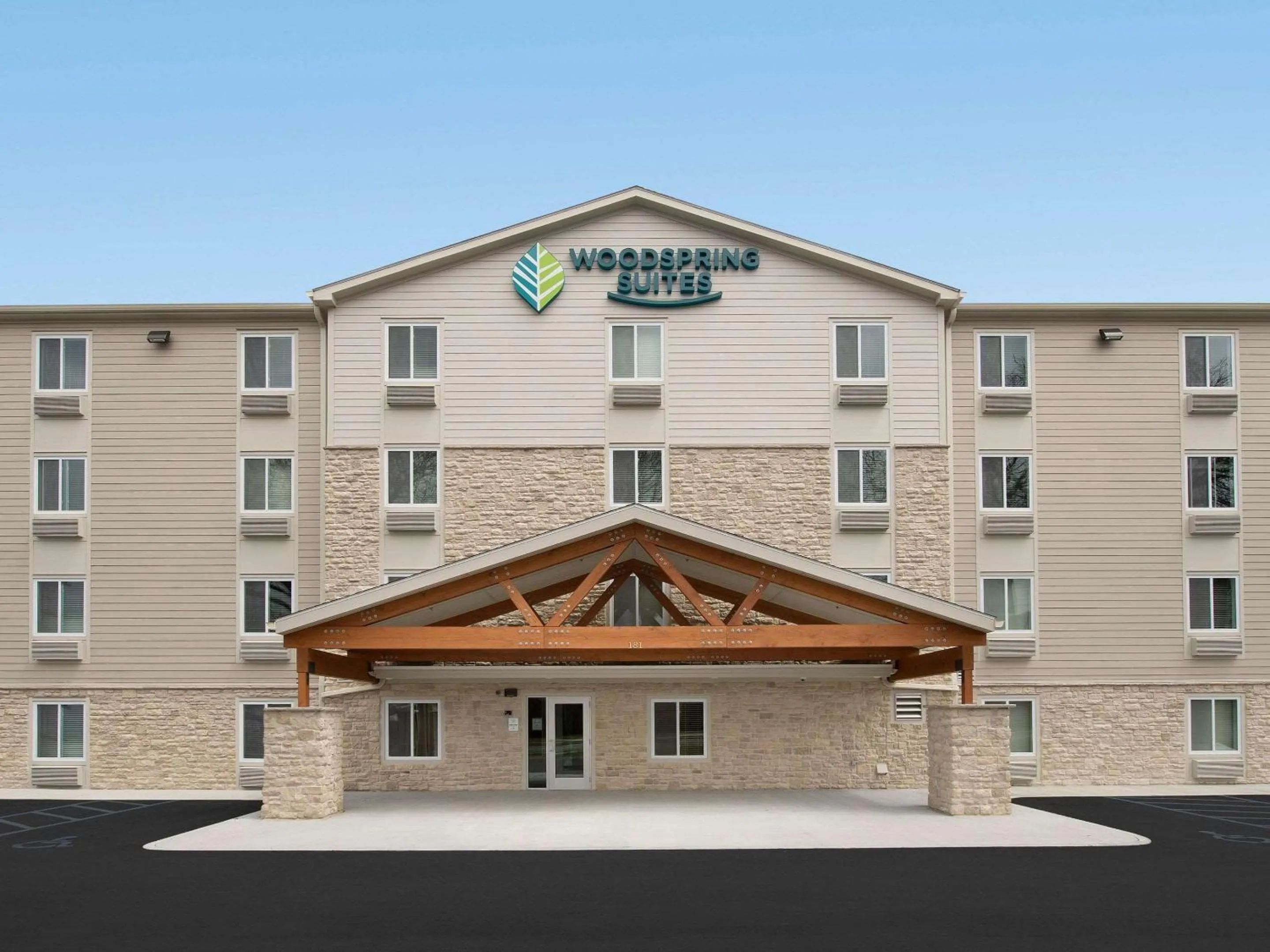 Property building in WoodSpring Suites Merrillville