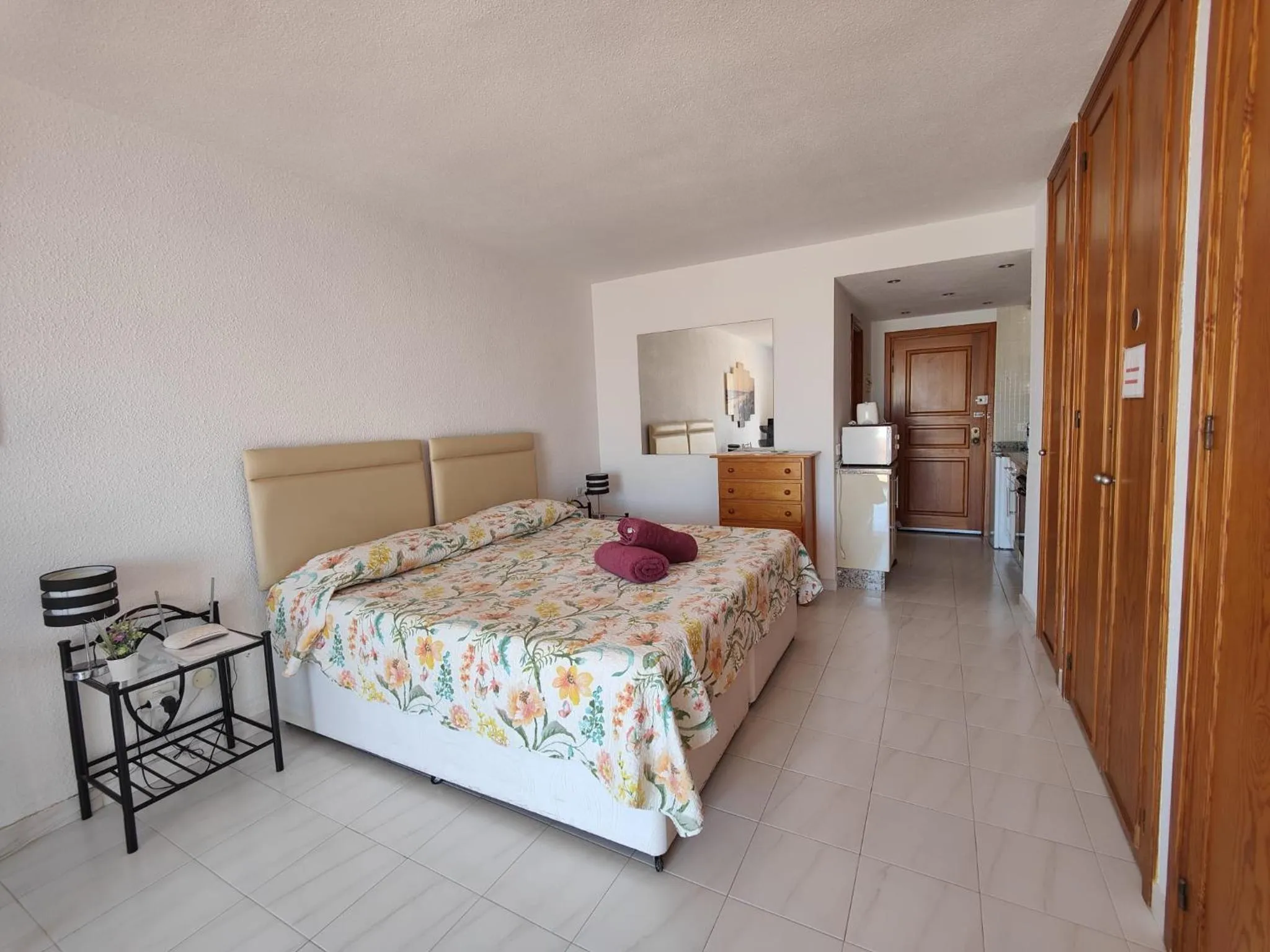 Photo of the whole room in Port Royale