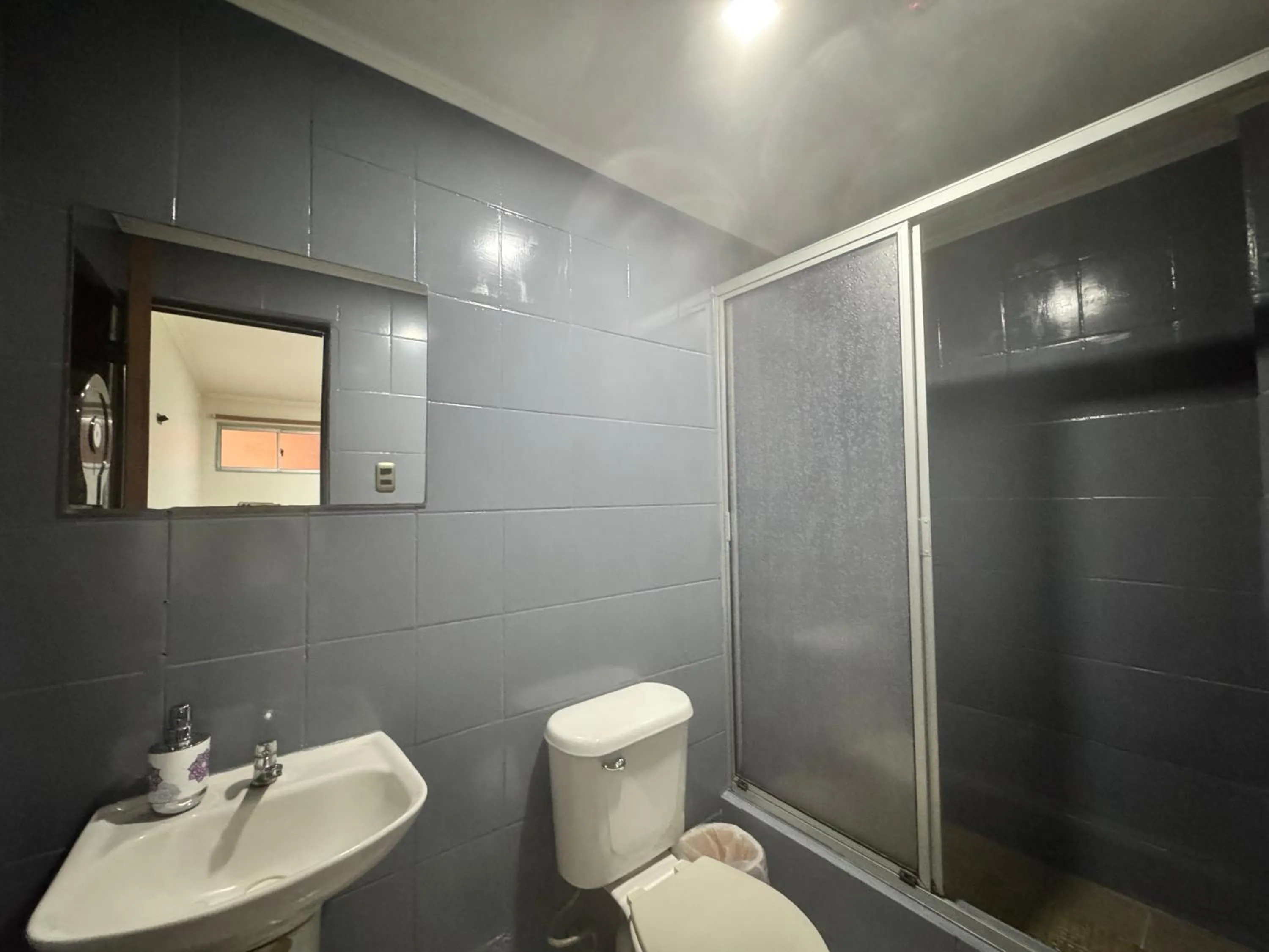 Shower in Residencial Don Santiago