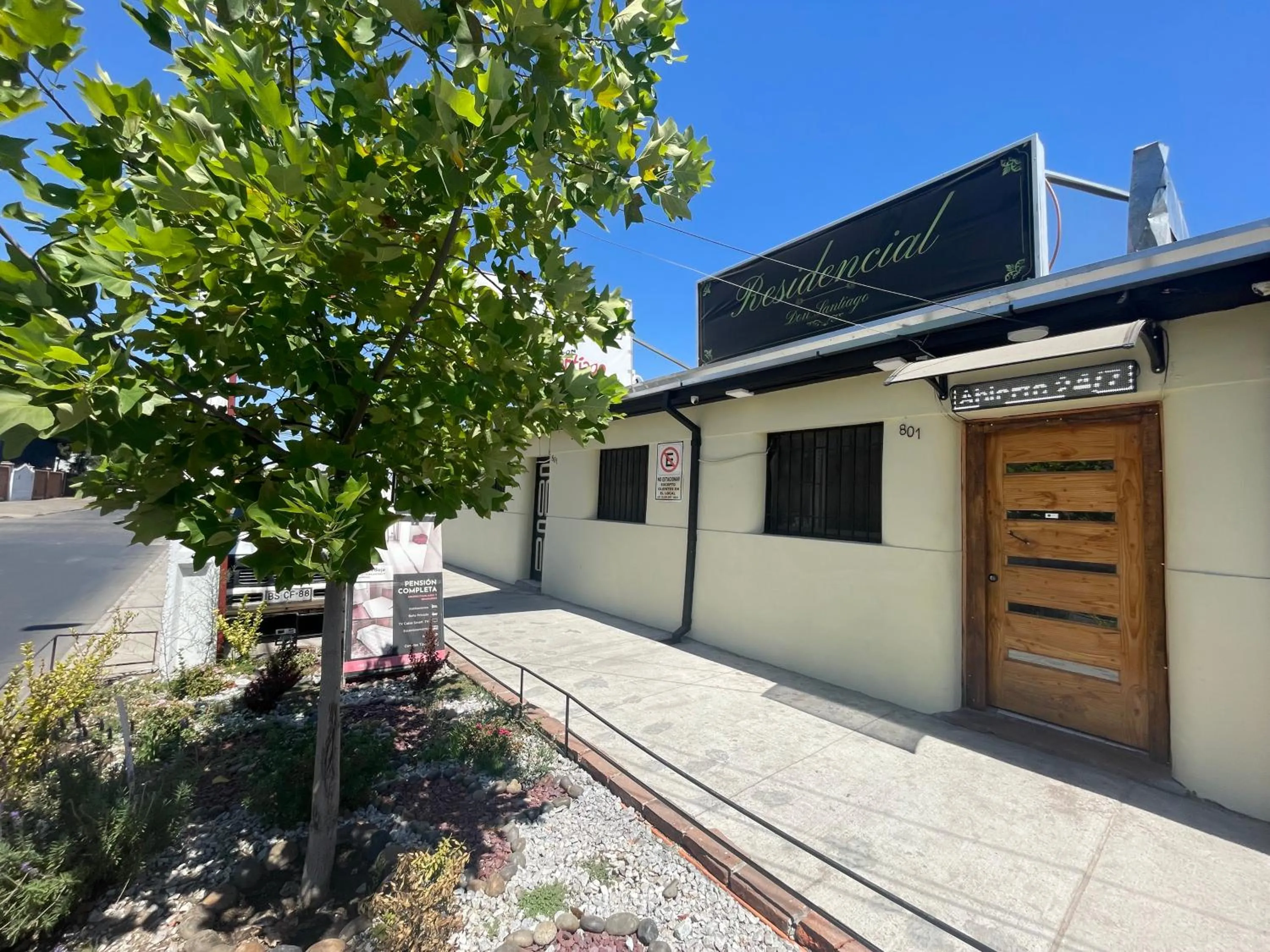 Facade/entrance in Residencial Don Santiago