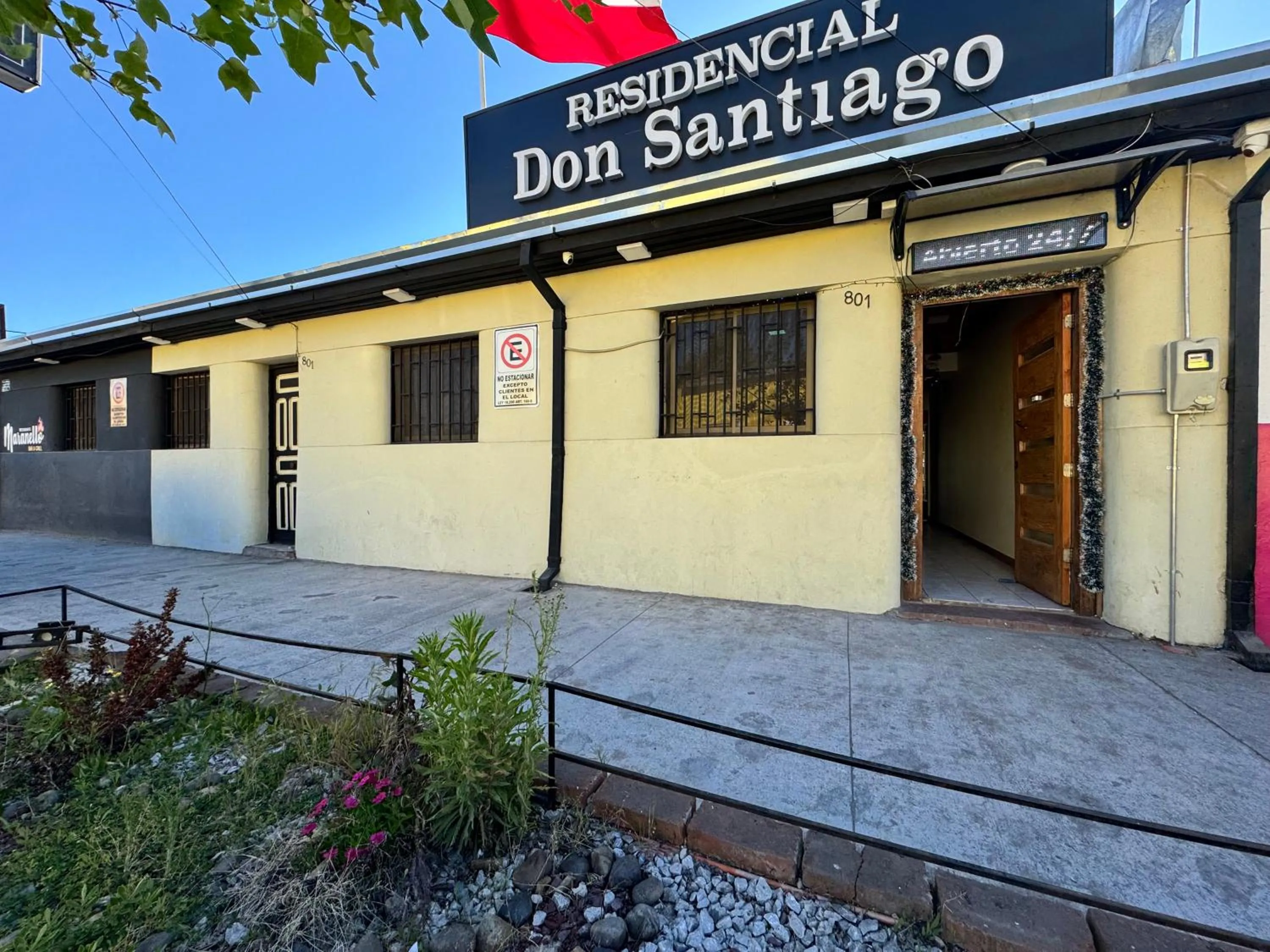 Facade/entrance in Residencial Don Santiago