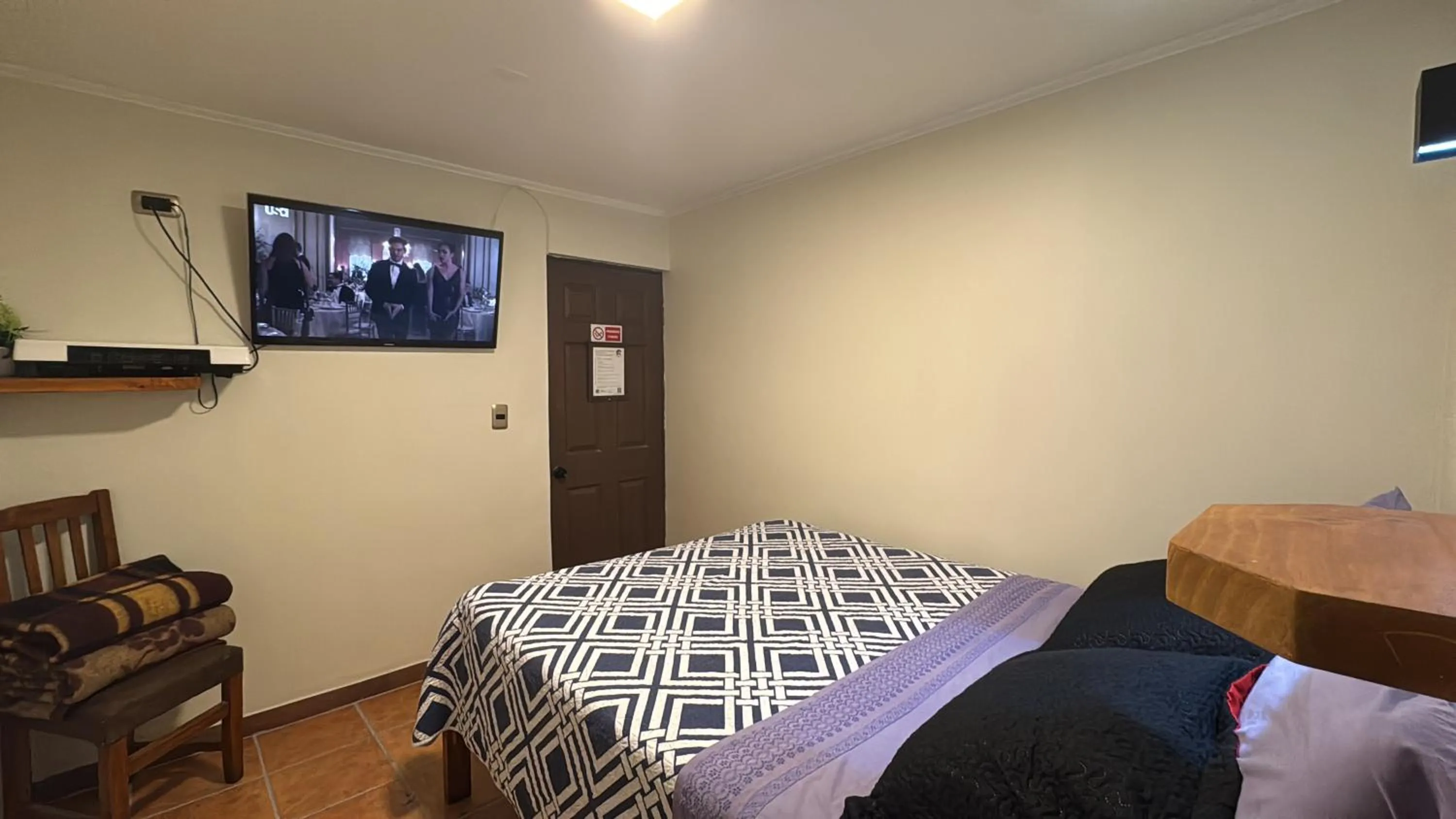 Bed in Residencial Don Santiago