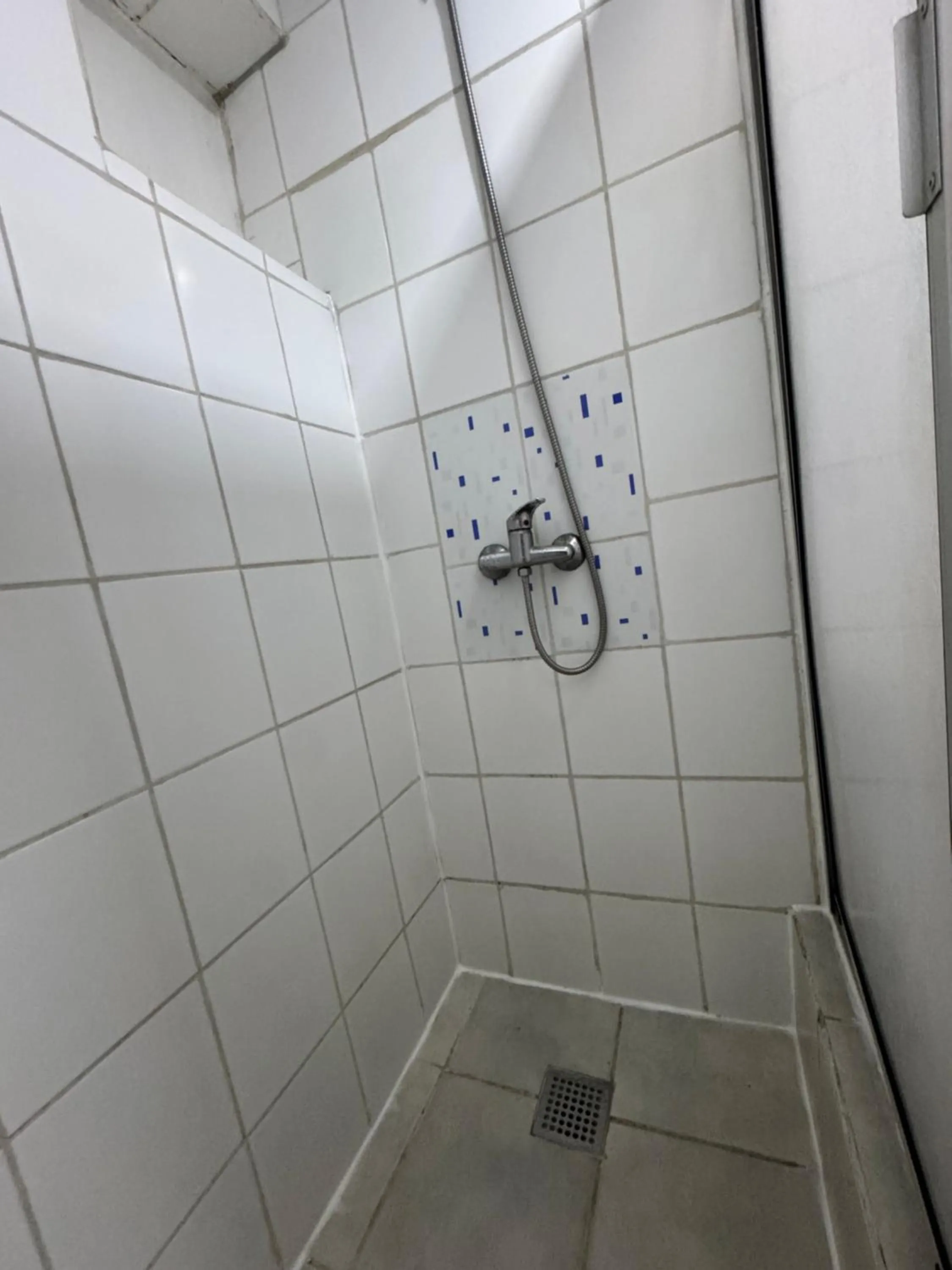 Shower in Residencial Don Santiago