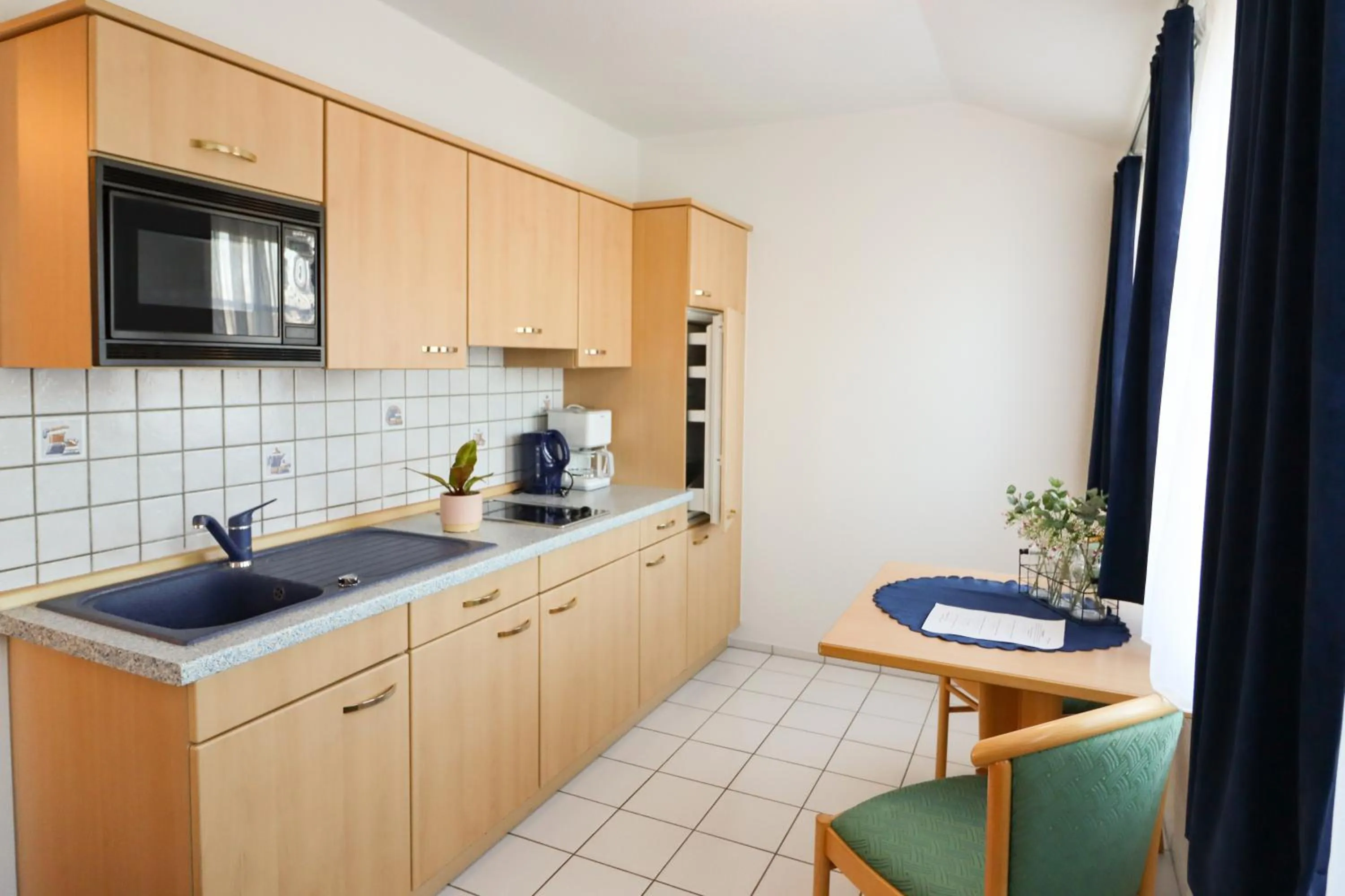 Coffee/tea facilities in Aparthotel Leuchtfeuer Rügen