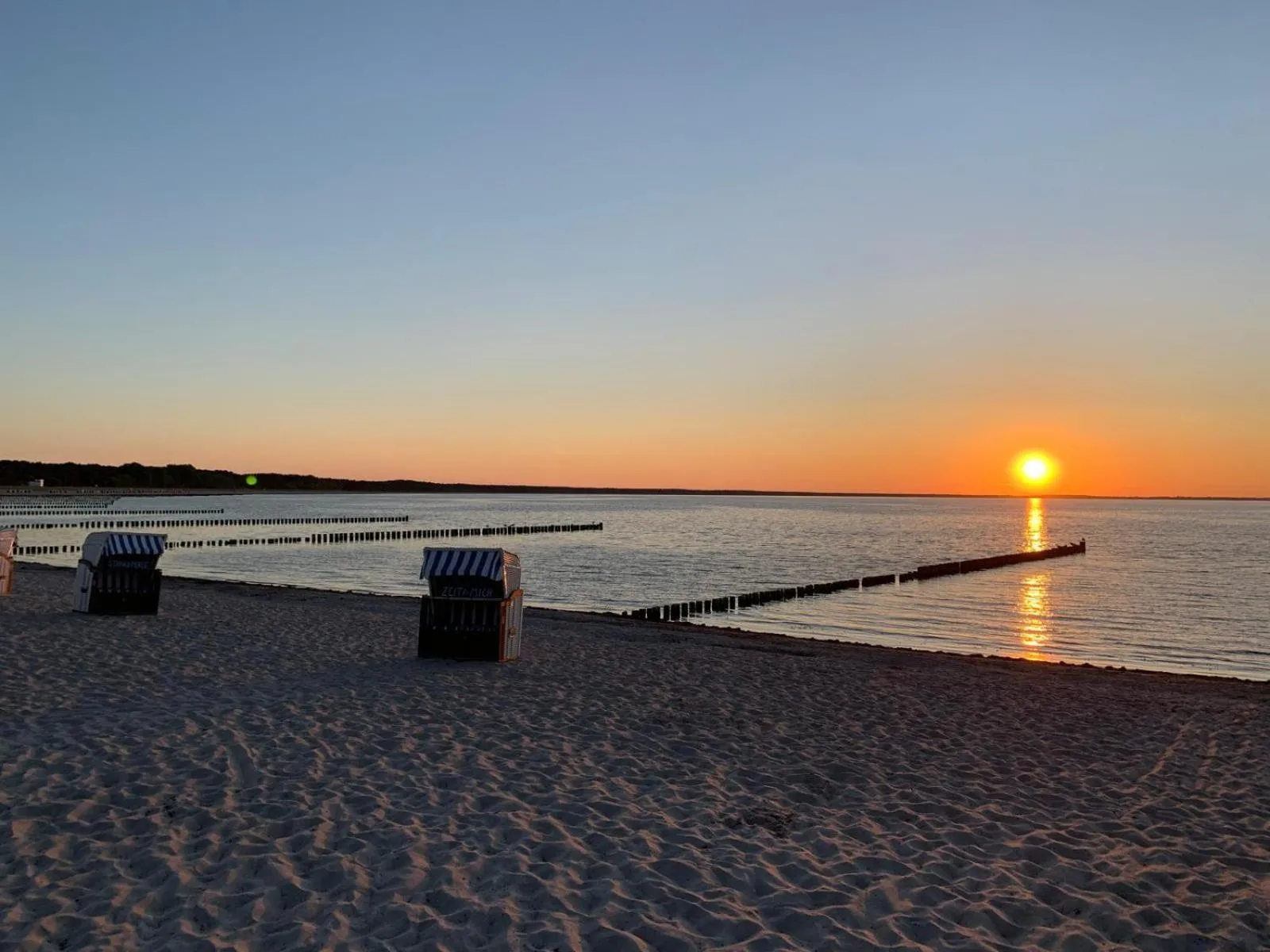 Beach in Aparthotel Leuchtfeuer Rügen