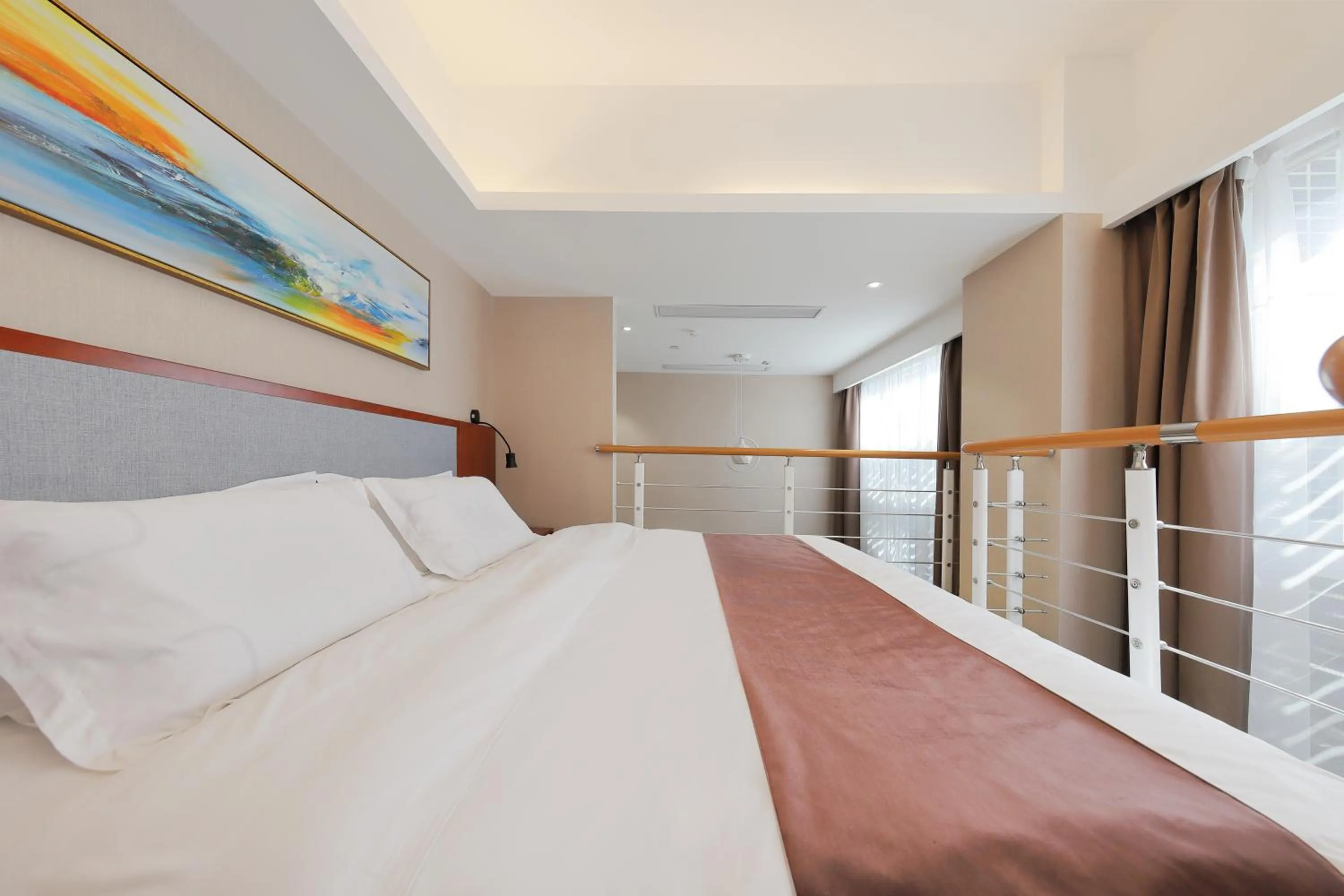 Bed in Mengguo Hotel Pudong Airport