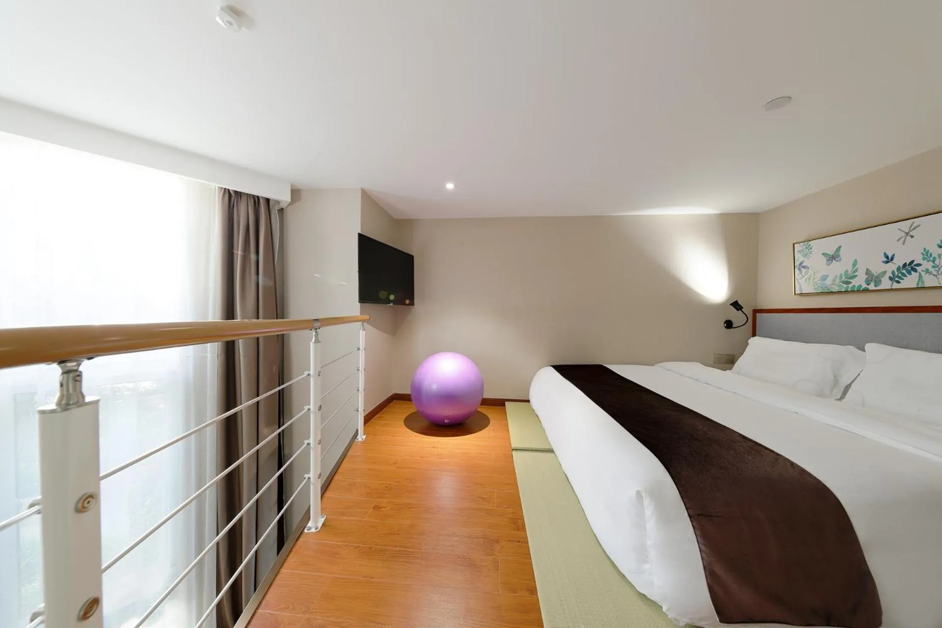 Bed in Mengguo Hotel Pudong Airport