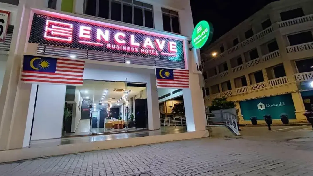 Property building in Enclave Business Hotel Property building in Enclave Business Hotel