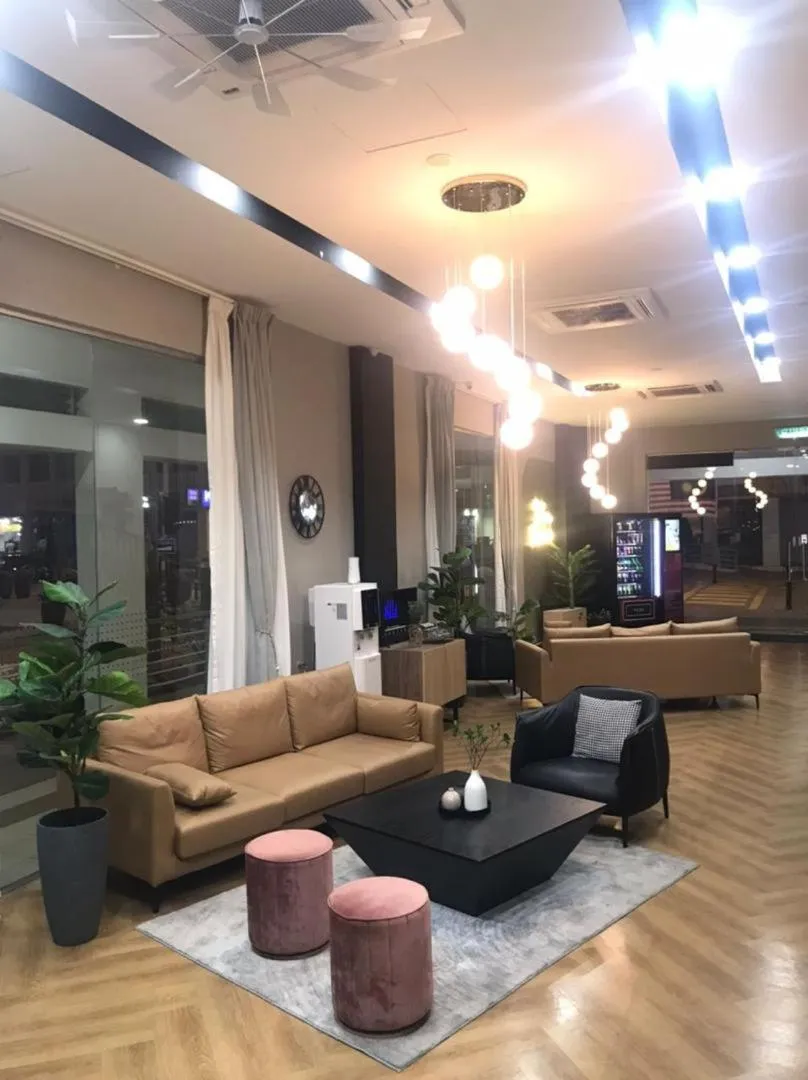 Lobby or reception in Enclave Business Hotel