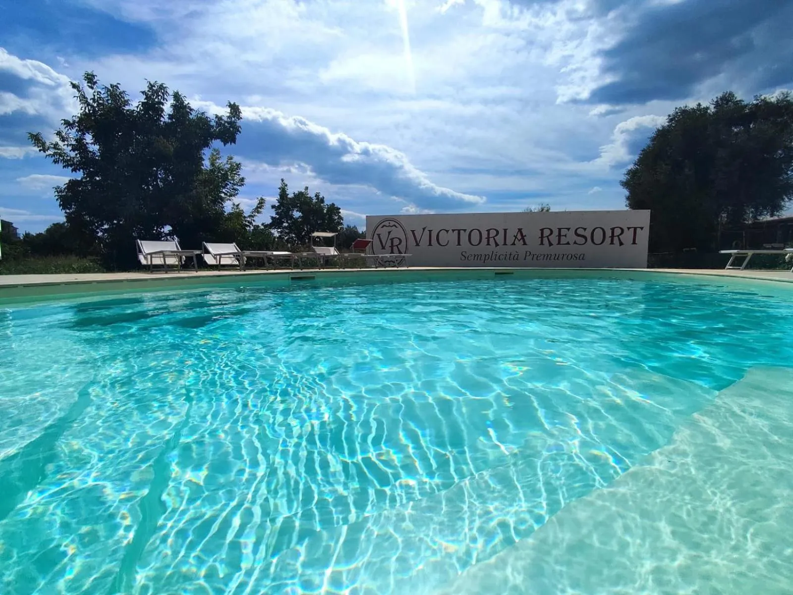 Swimming pool in Victoria Resort