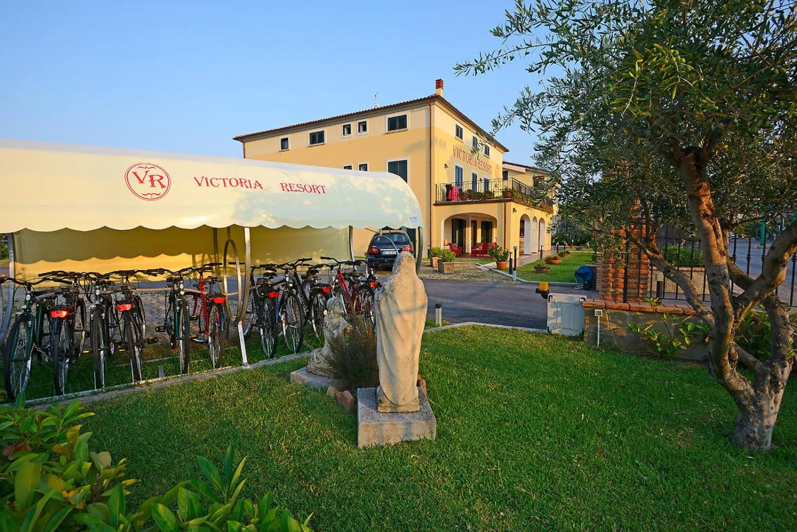 Facade/entrance in Victoria Resort