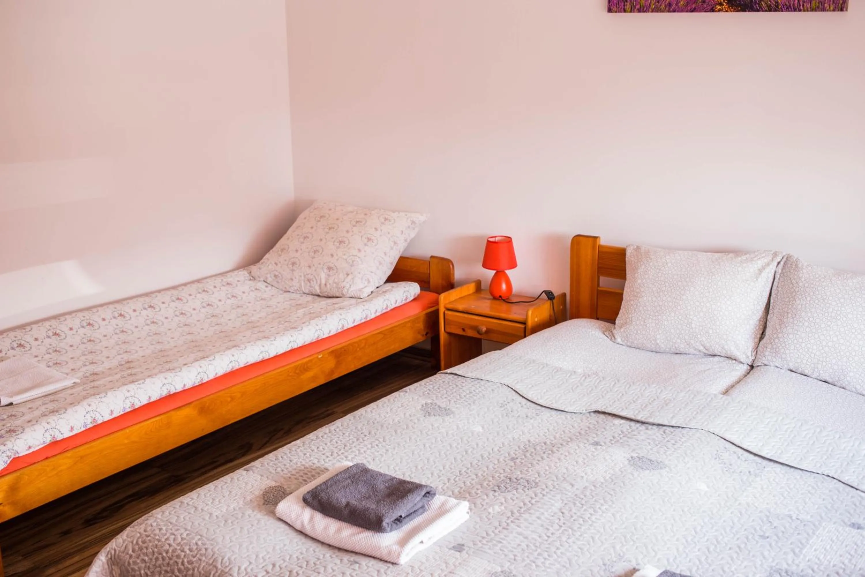 Bed in Hotelik Okęcie 39 - Nocleg i Parking Blisko Lotnisko Okęcie