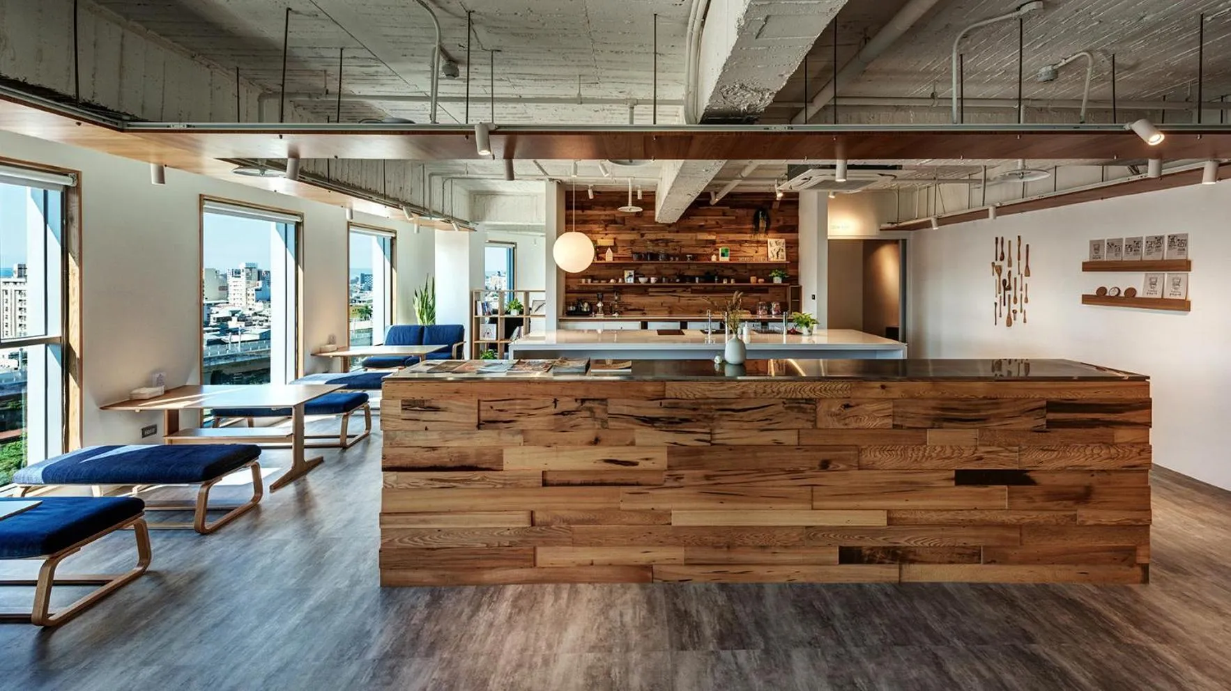 Seating area in Norden Ruder Hostel Taichung