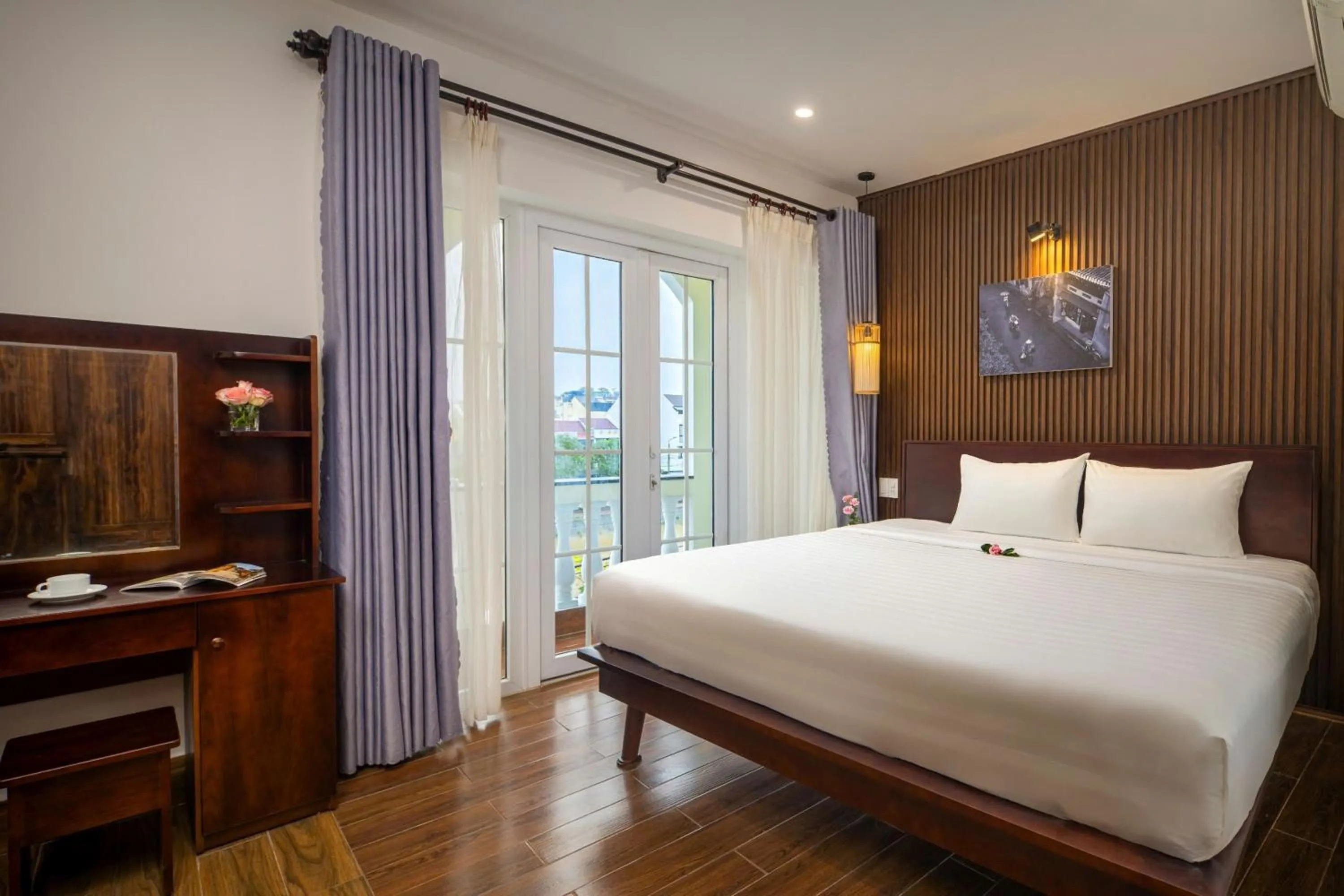 Bedroom, Bed in Truc Loc Villa