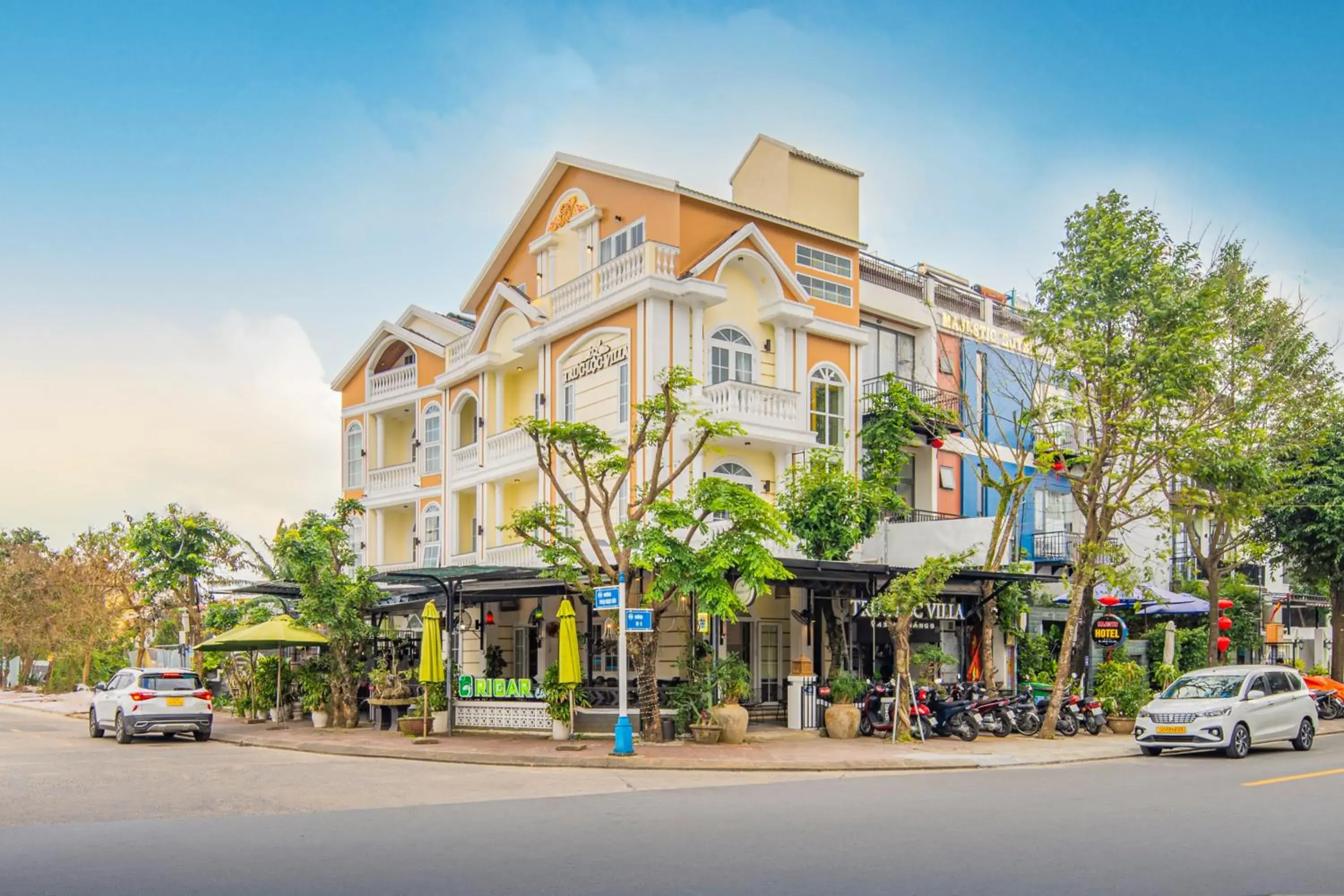 Property building in Truc Loc Villa Property building in Truc Loc Villa