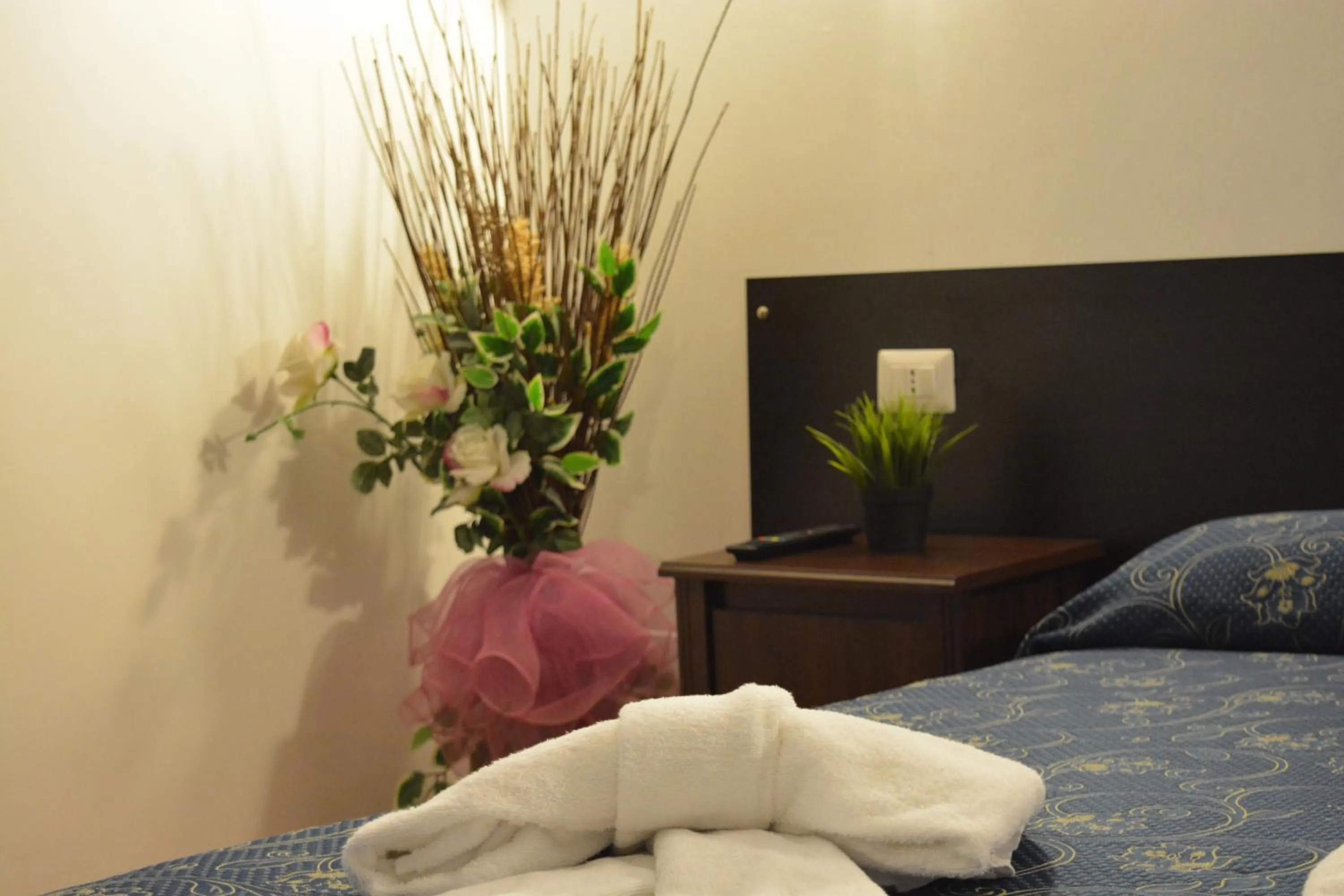 Bedroom, Bed in Locanda Otello