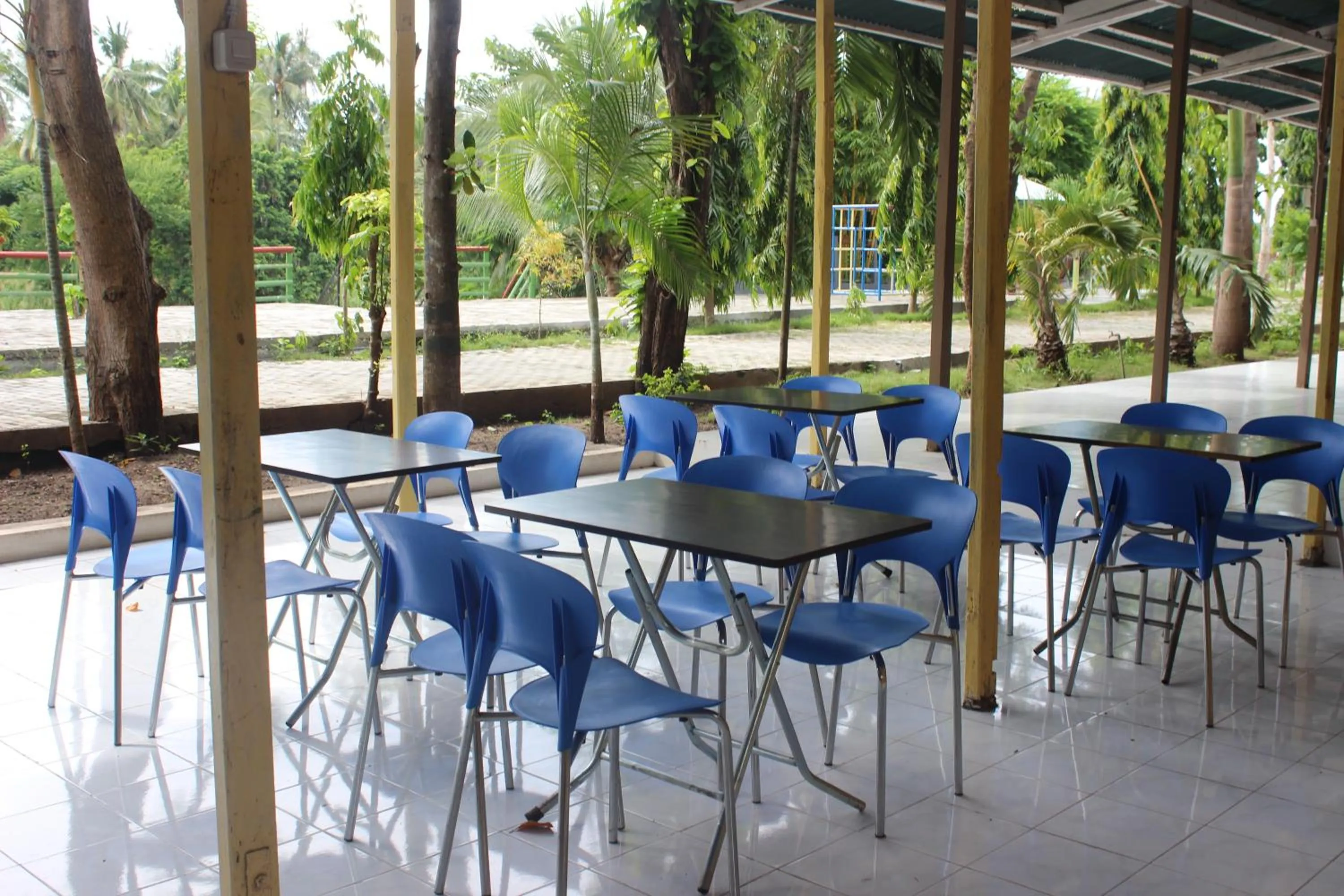 Restaurant/places to eat in Pondok Wisata dan Restoran Elim