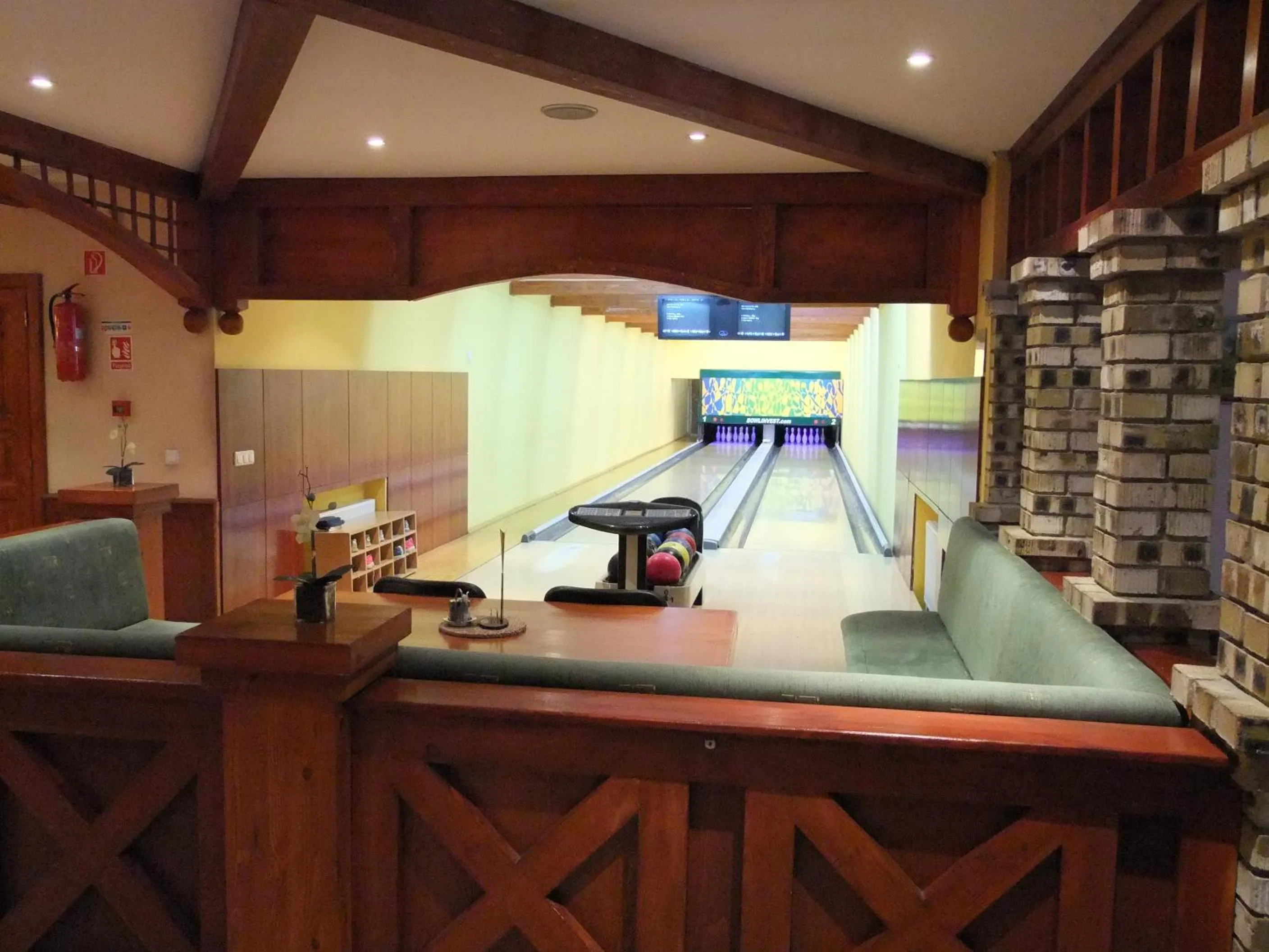 Bowling in Hotel Hunor