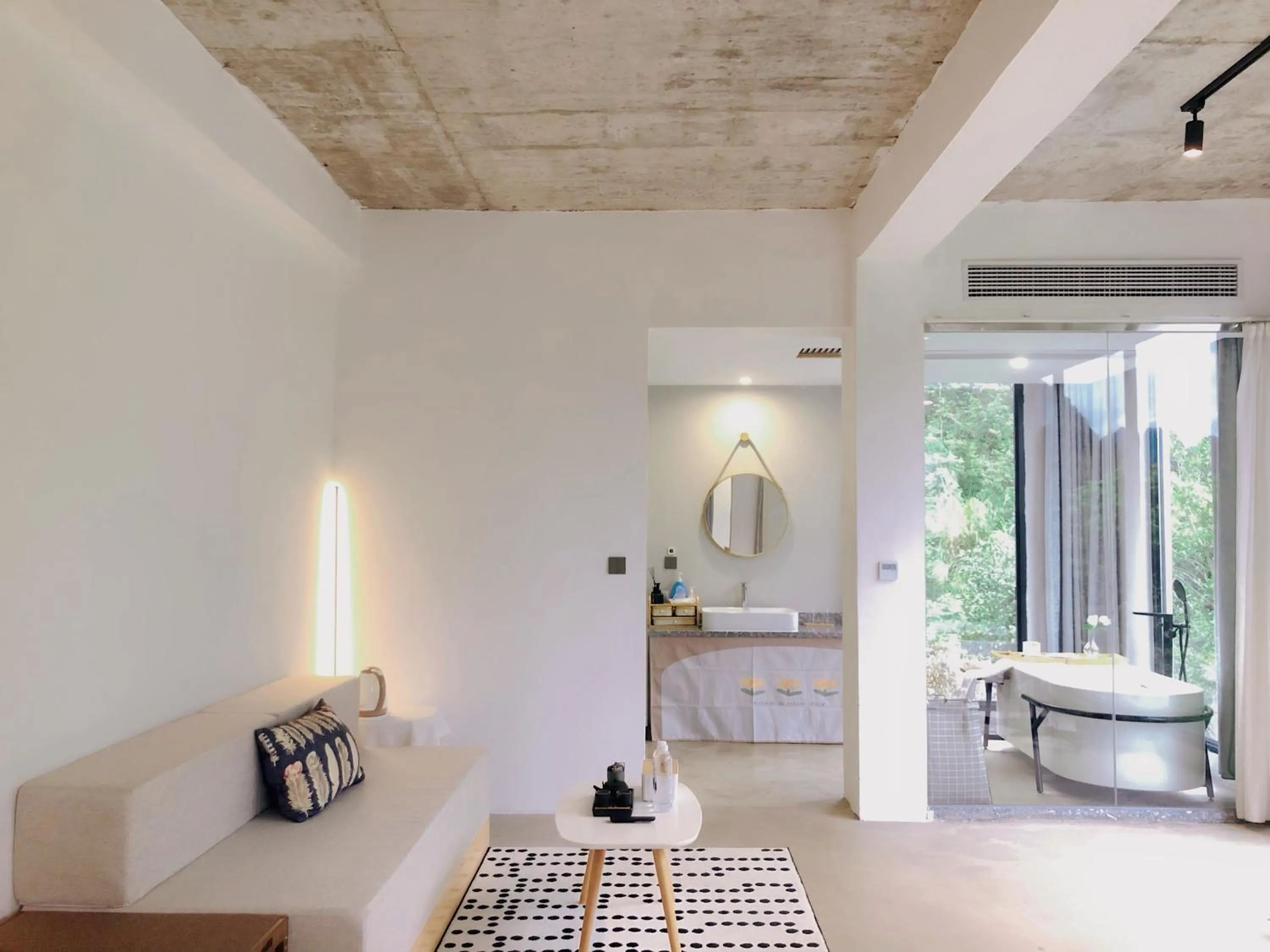 Yangshuo Serene Cove Hotel