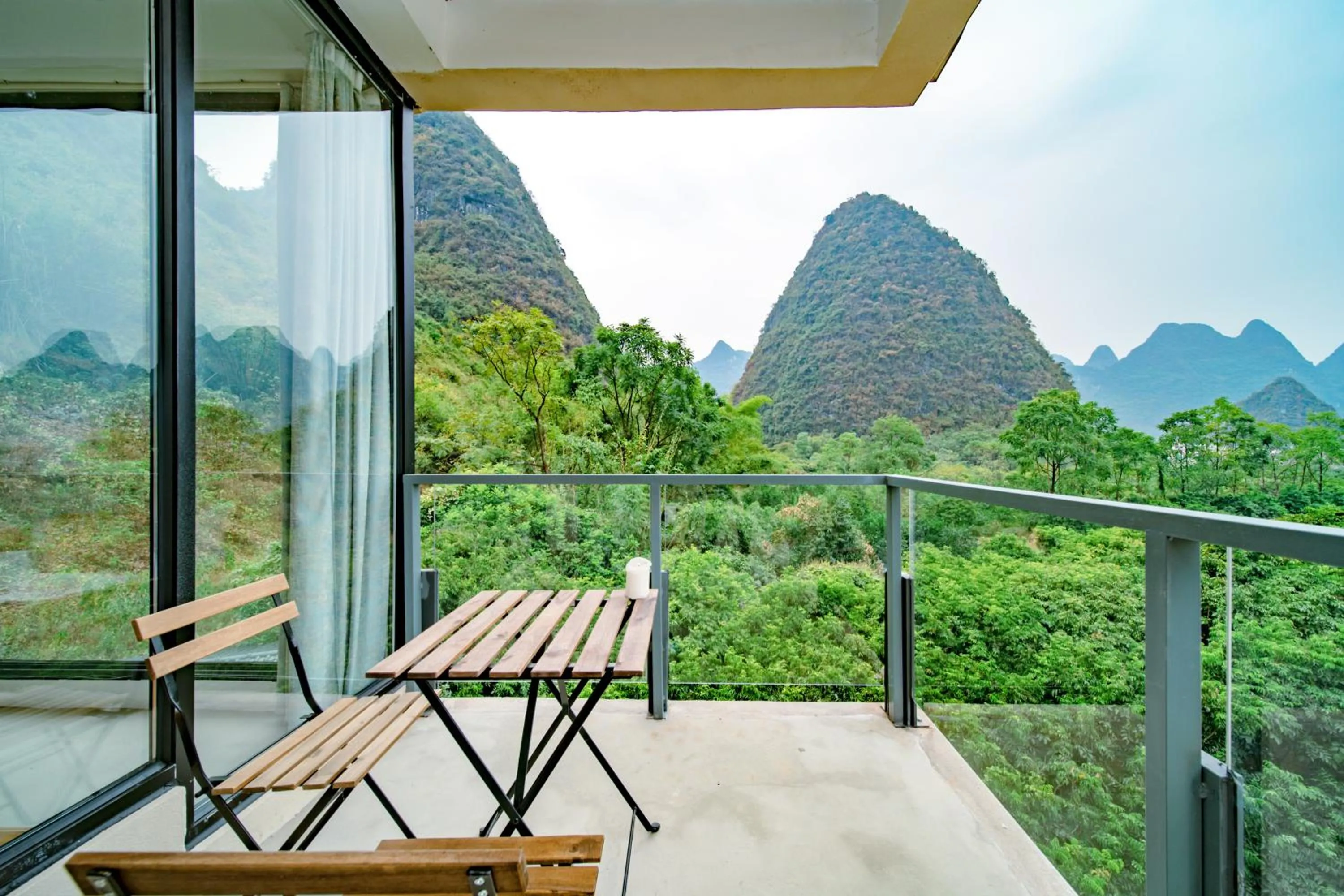 Yangshuo Serene Cove Hotel